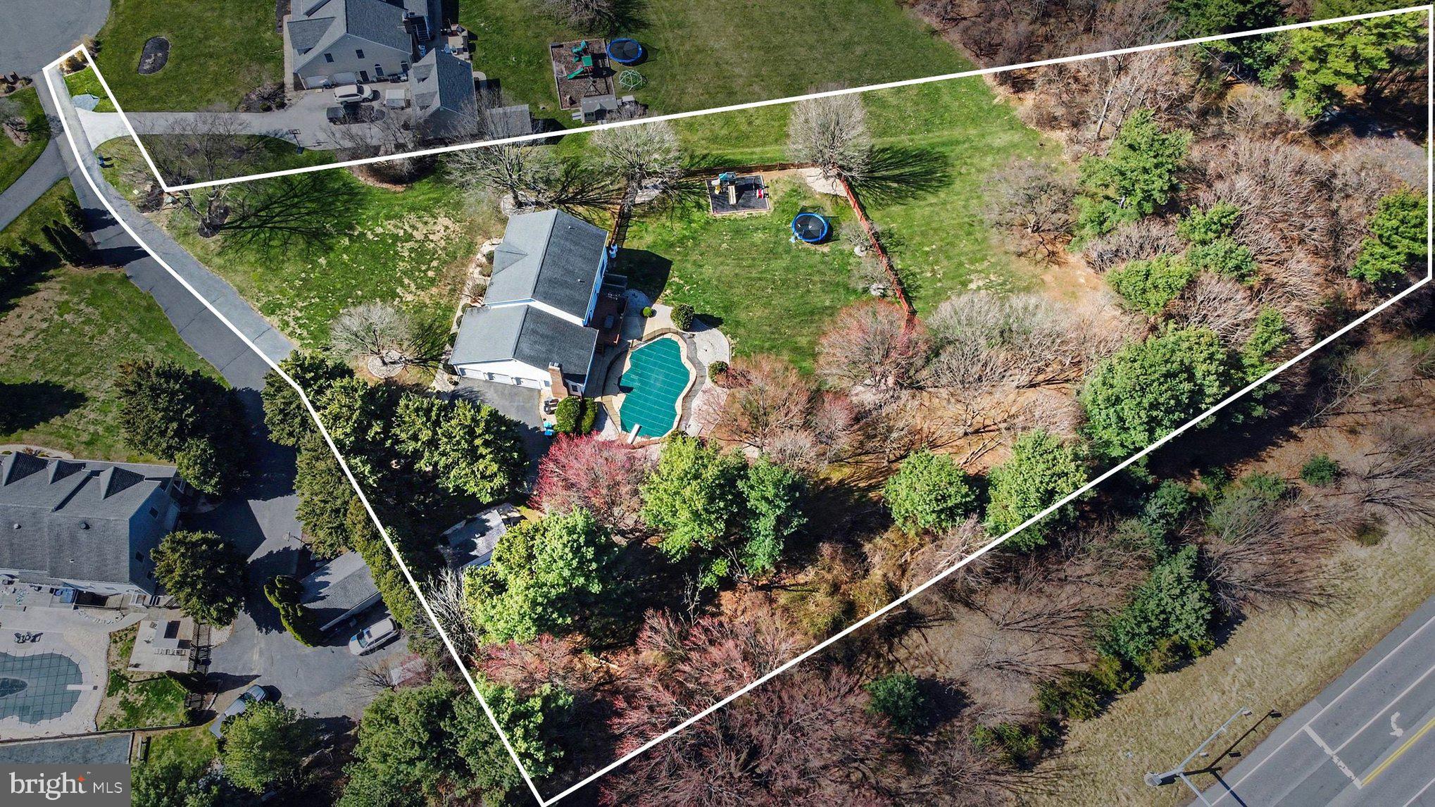 BURGUNDY FARMS - Residential