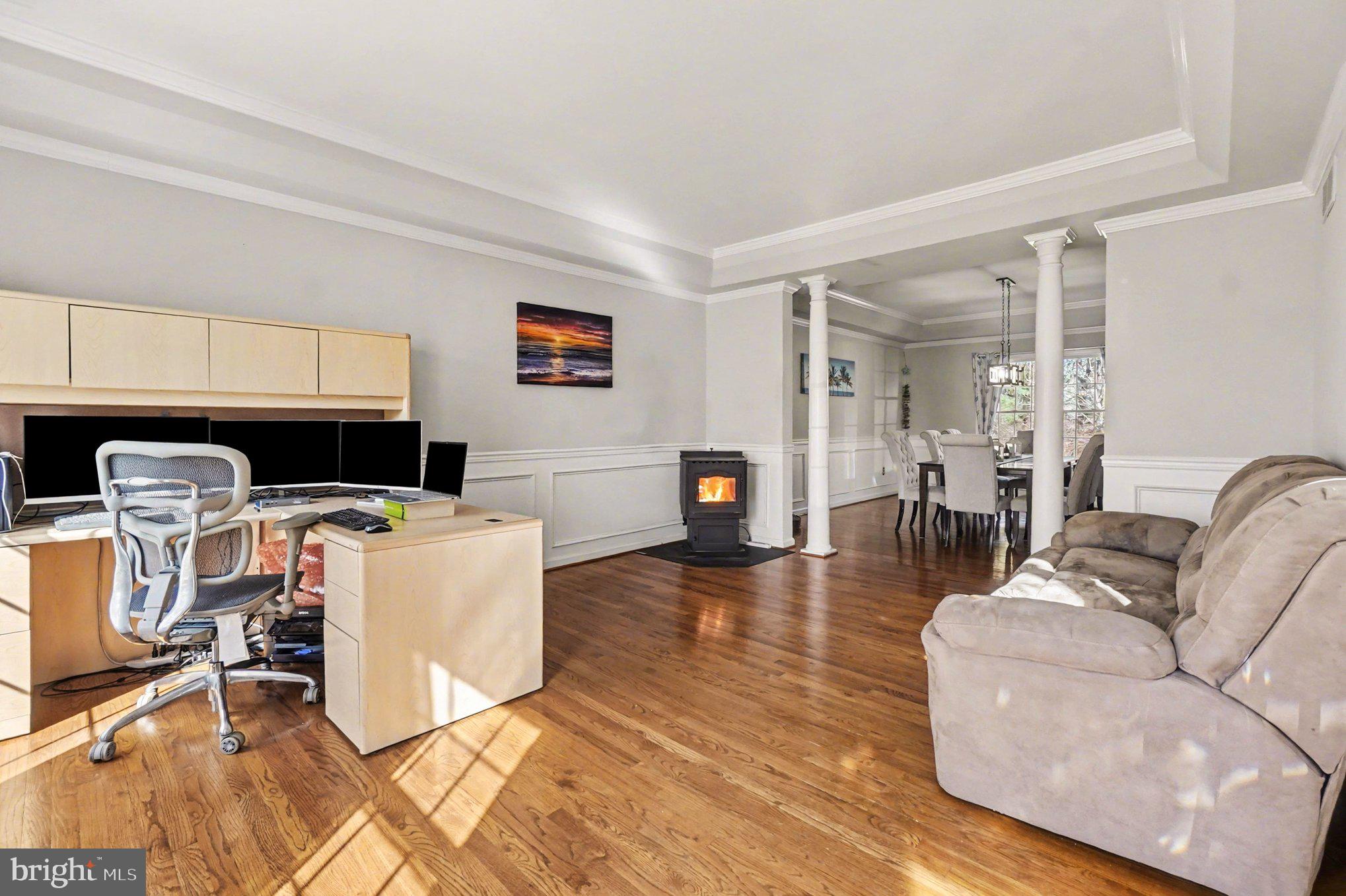 BURGUNDY FARMS - Residential