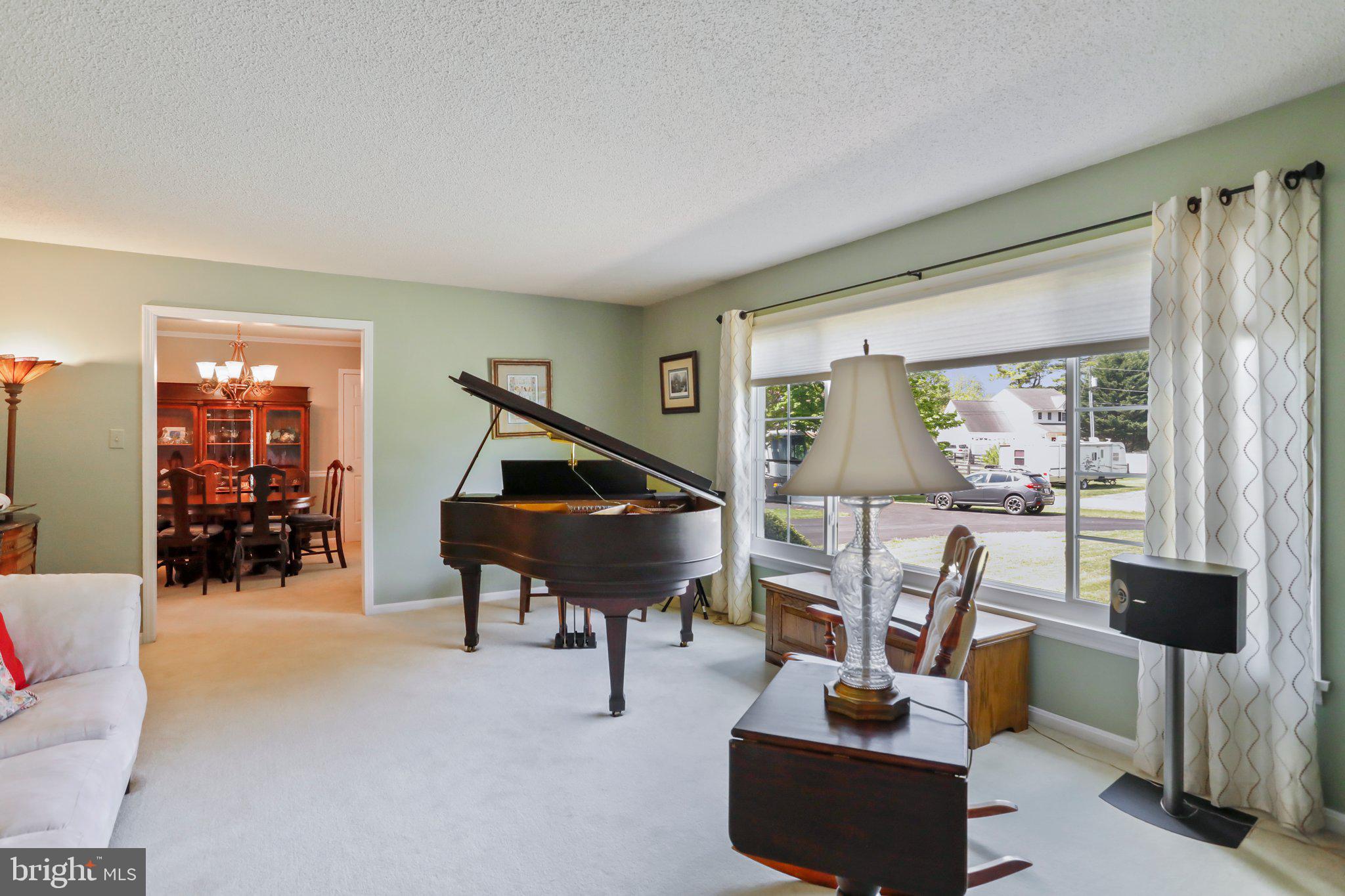 MAR WIN MANOR - Residential