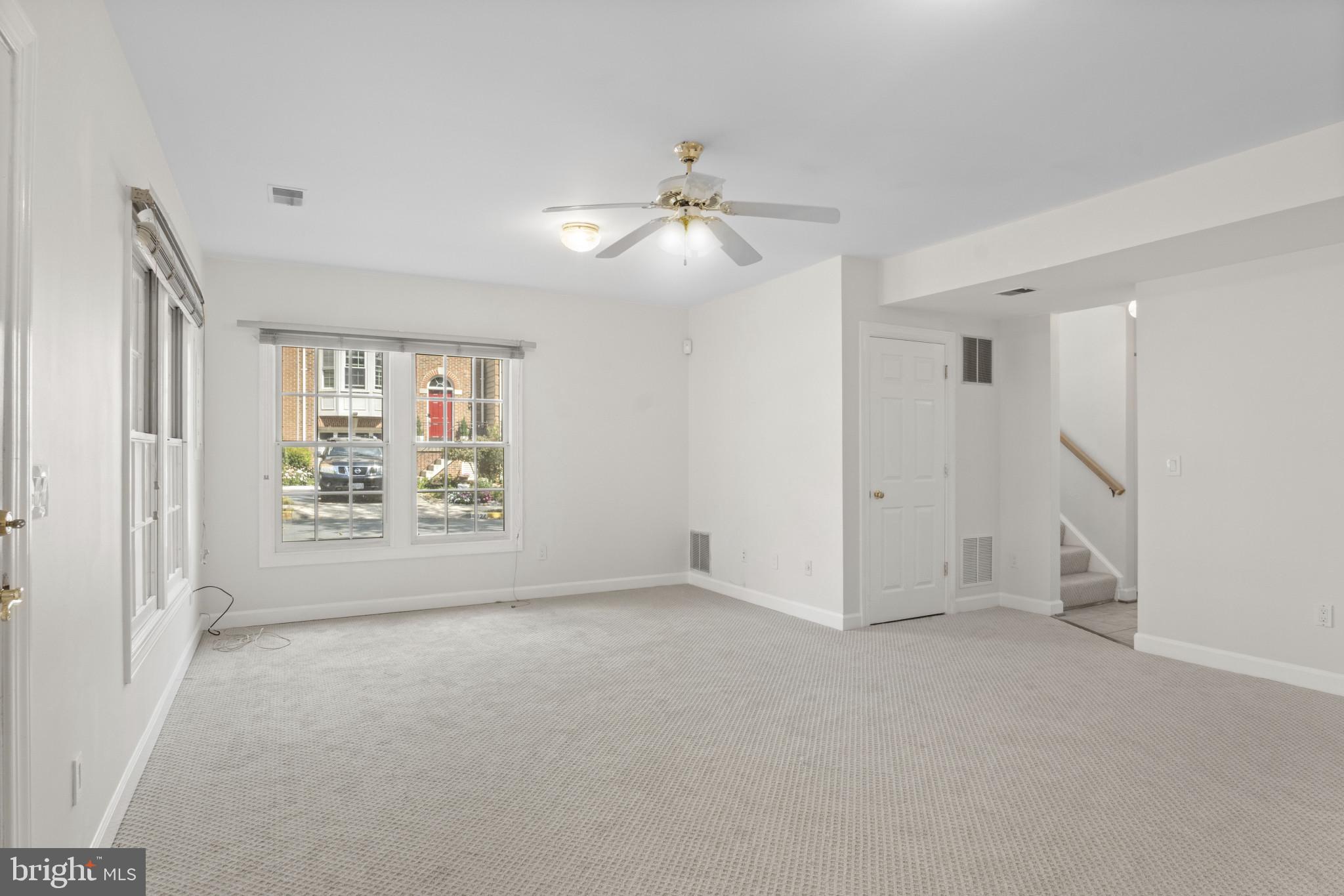 COURTHOUSE STATION - Residential