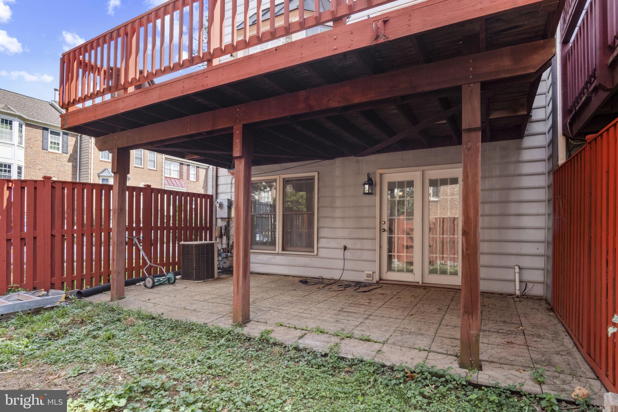 COURTHOUSE STATION - Residential