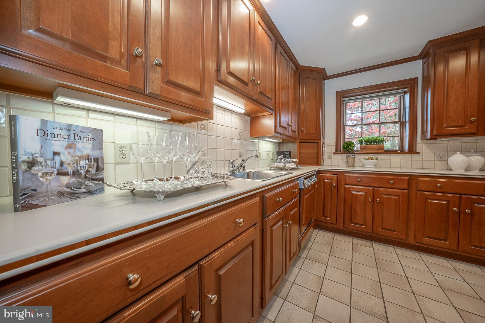 RADNOR HUNT - Residential