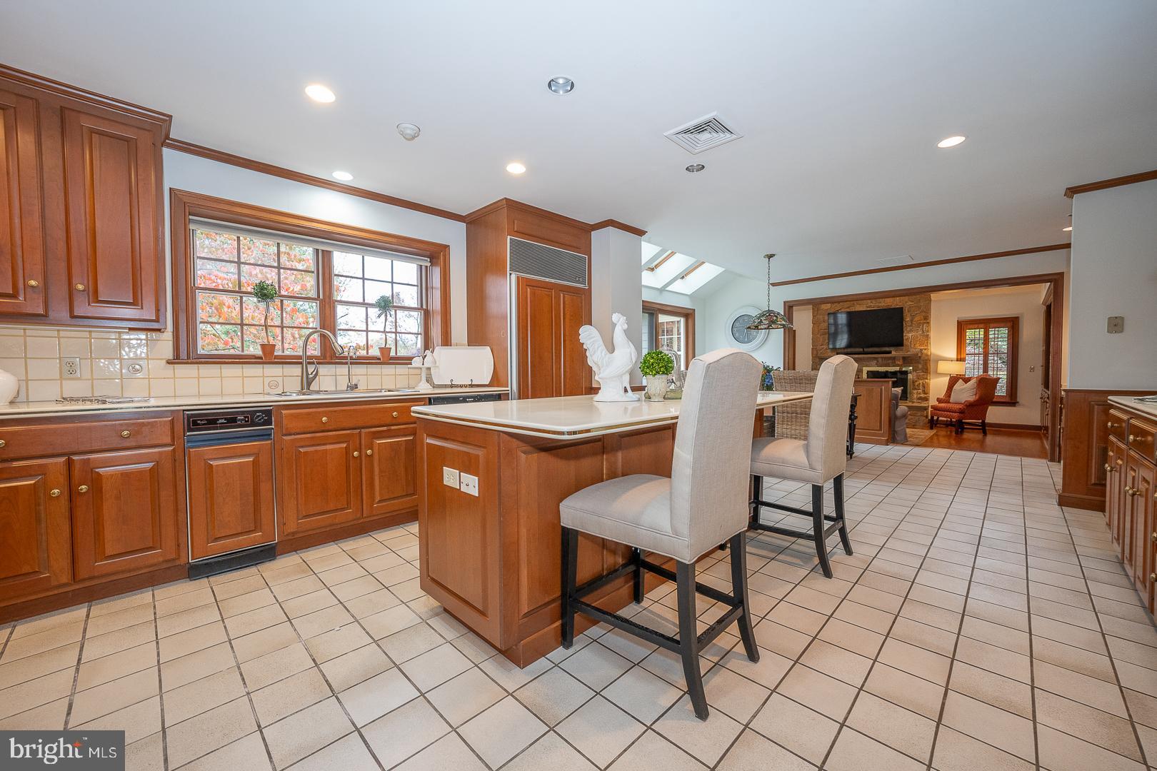 RADNOR HUNT - Residential