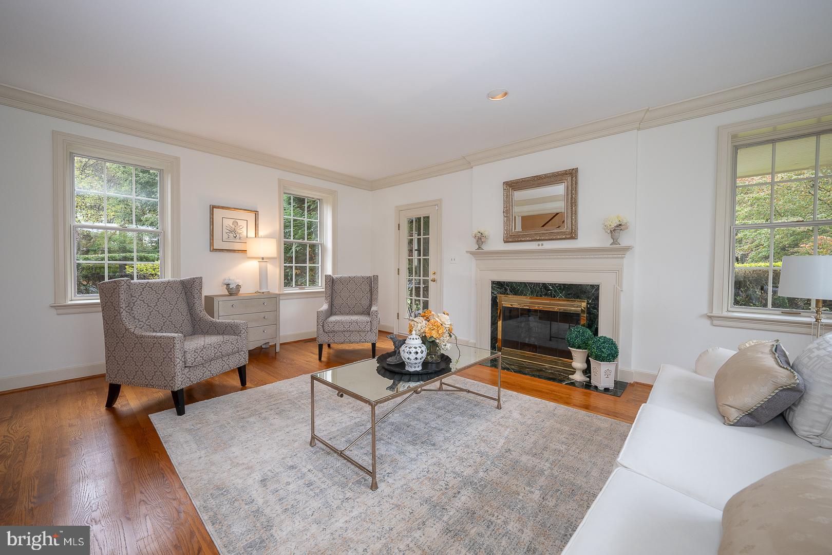 RADNOR HUNT - Residential