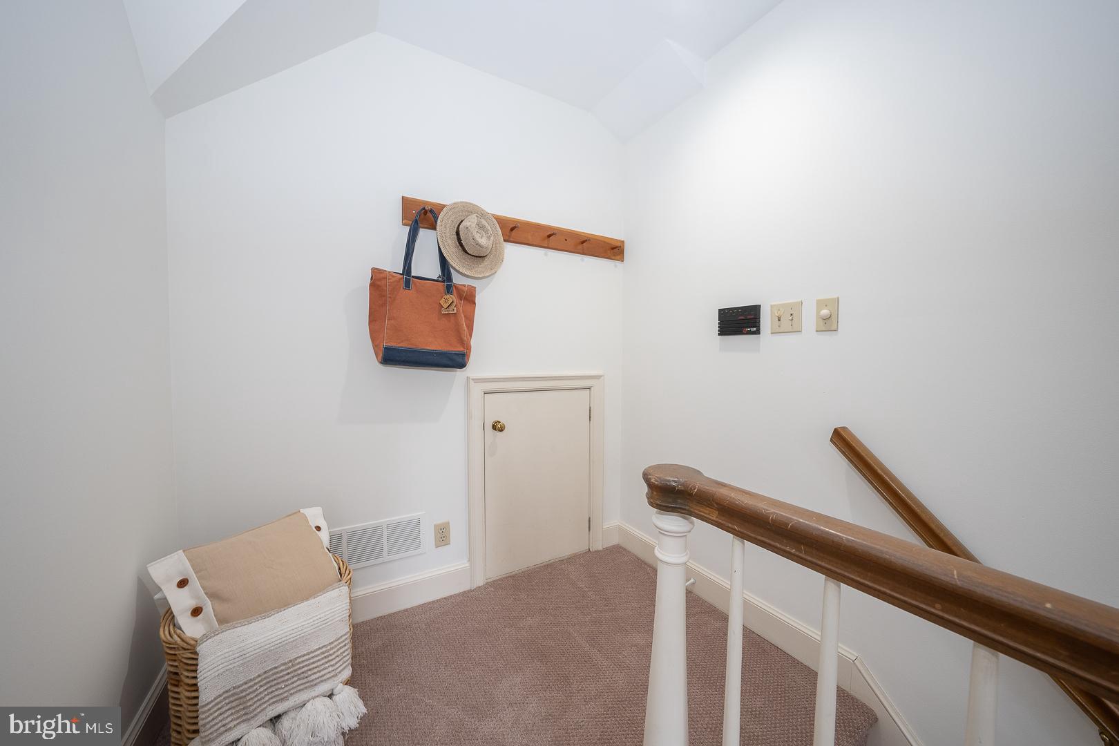 RADNOR HUNT - Residential