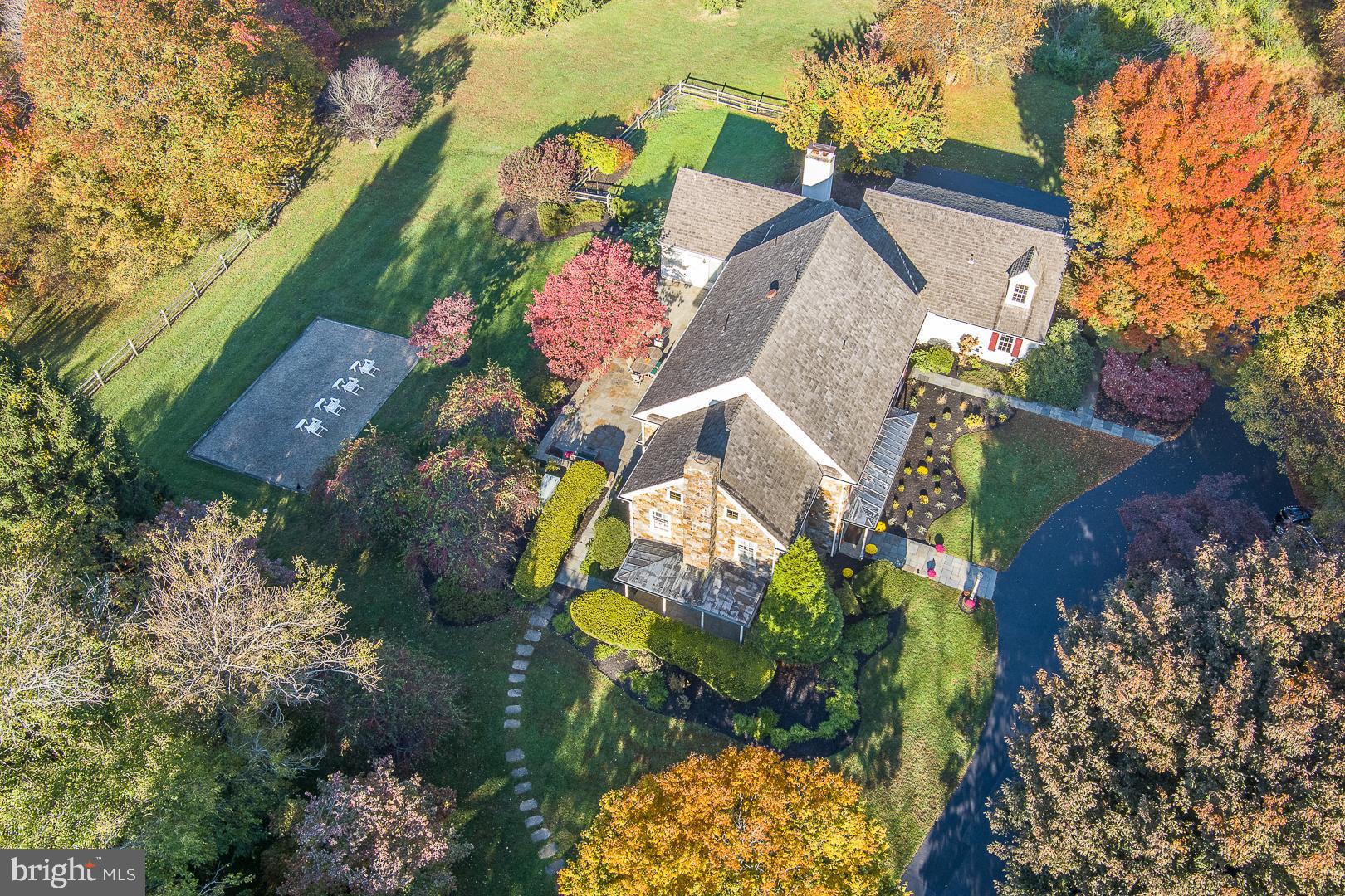 RADNOR HUNT - Residential