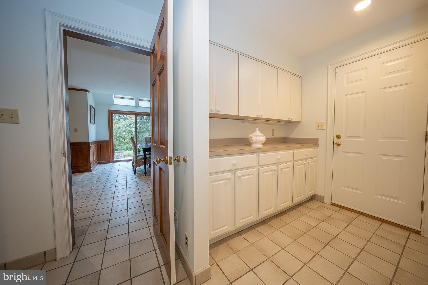 RADNOR HUNT - Residential