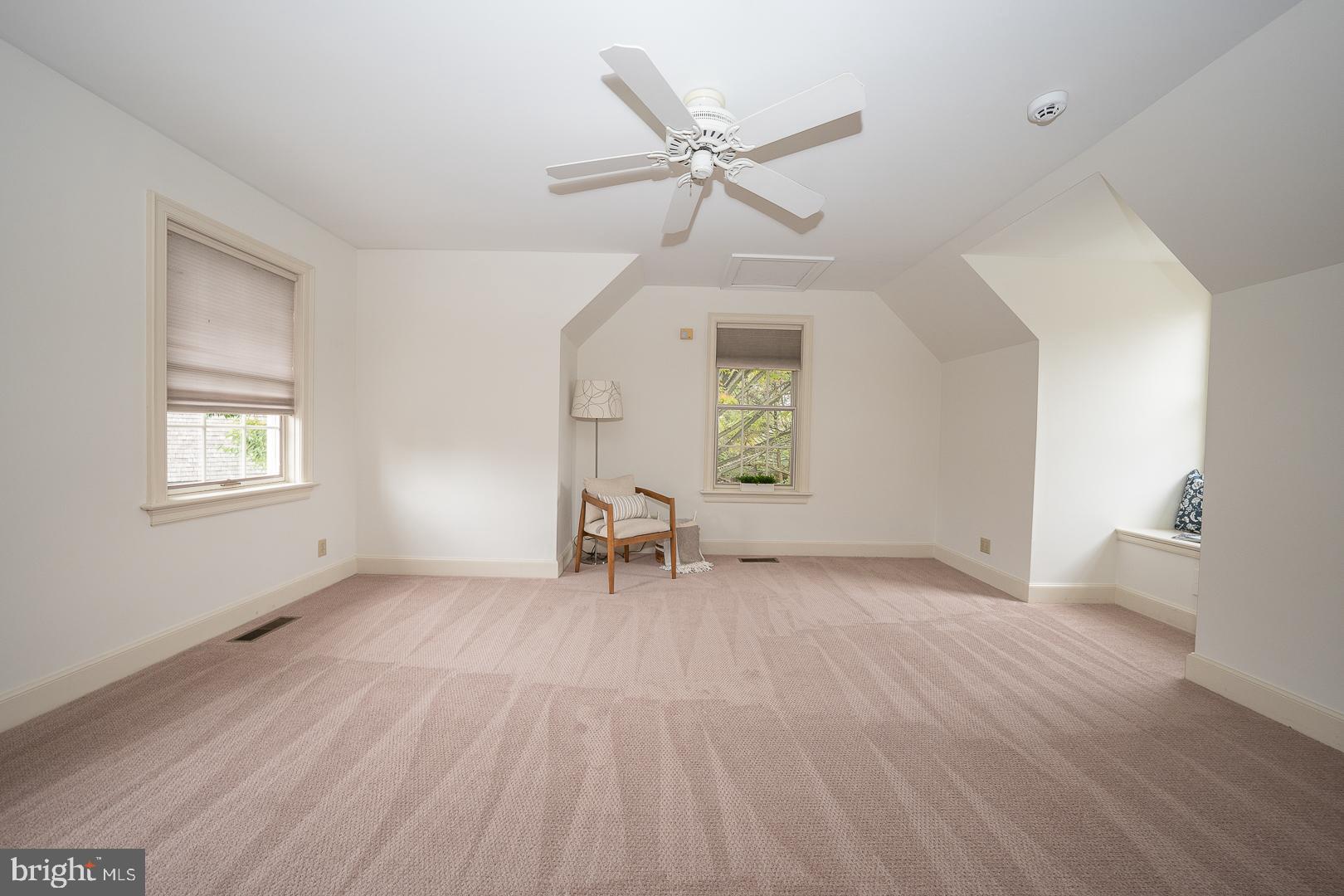RADNOR HUNT - Residential