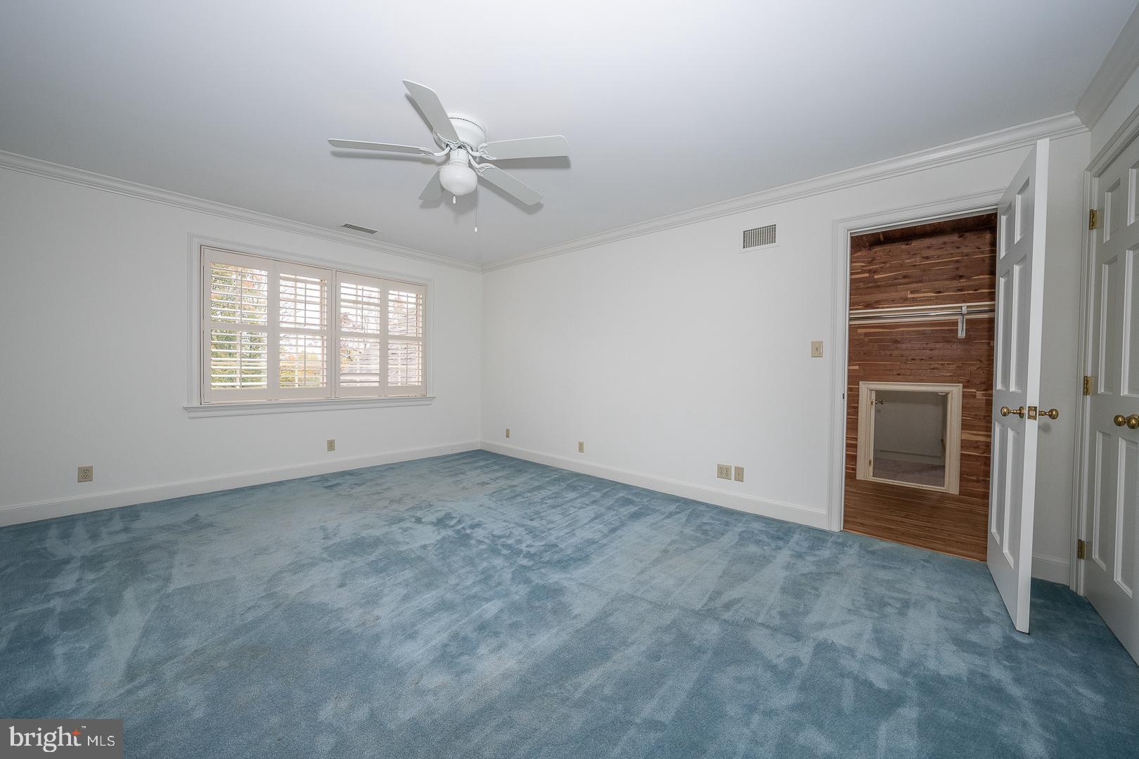 RADNOR HUNT - Residential