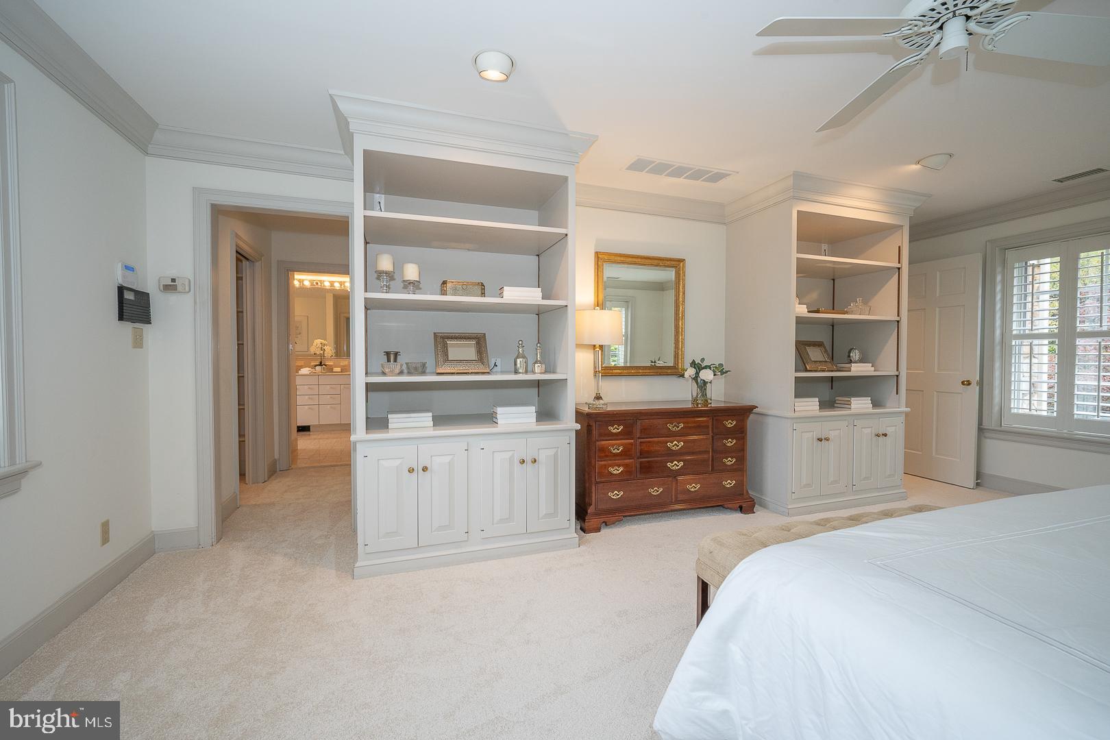 RADNOR HUNT - Residential