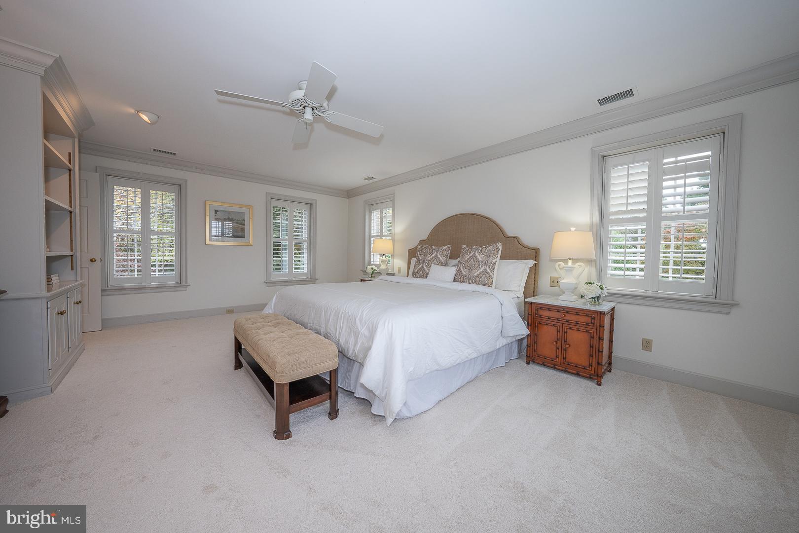 RADNOR HUNT - Residential