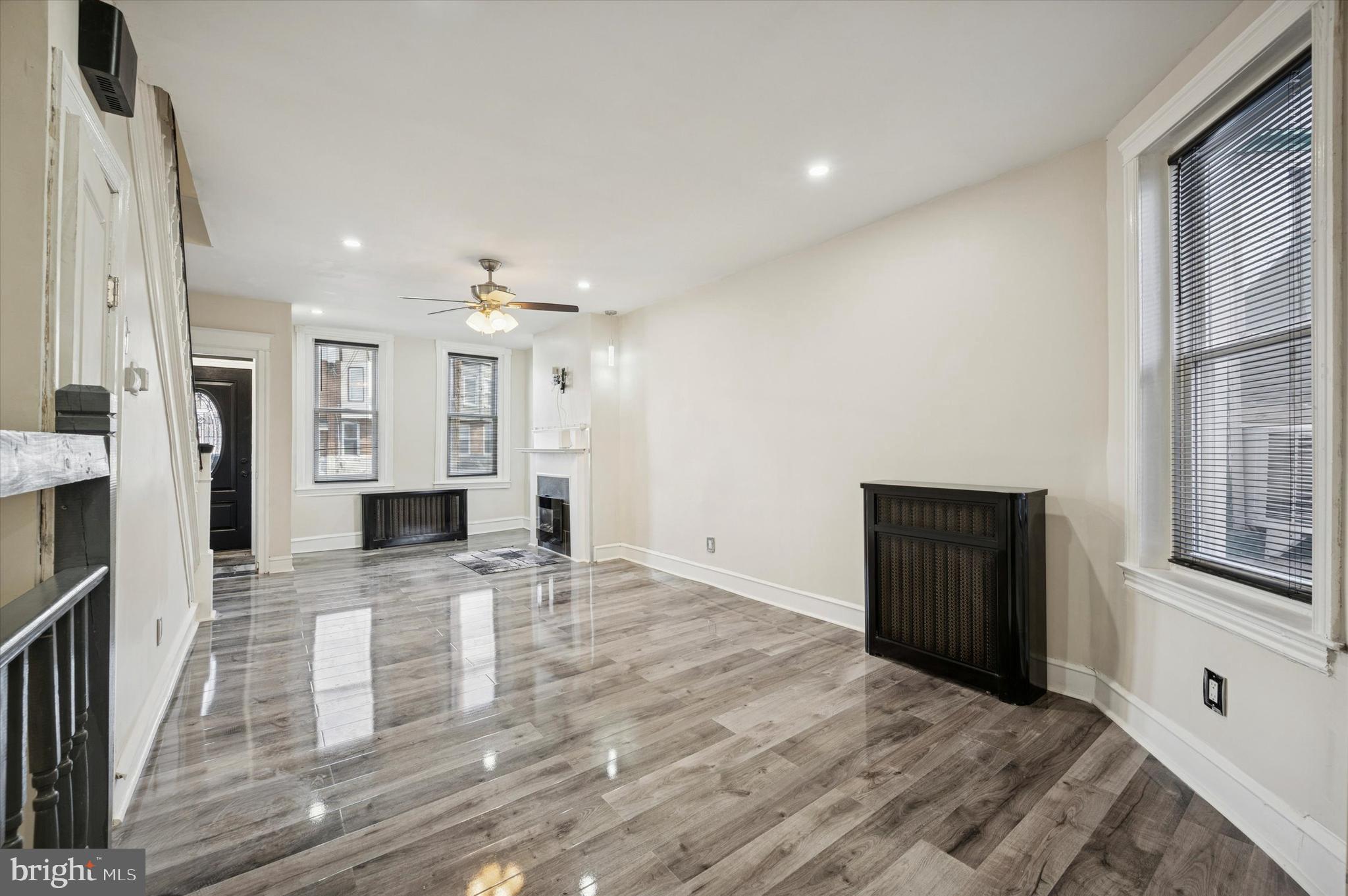 FRANKFORD - Residential