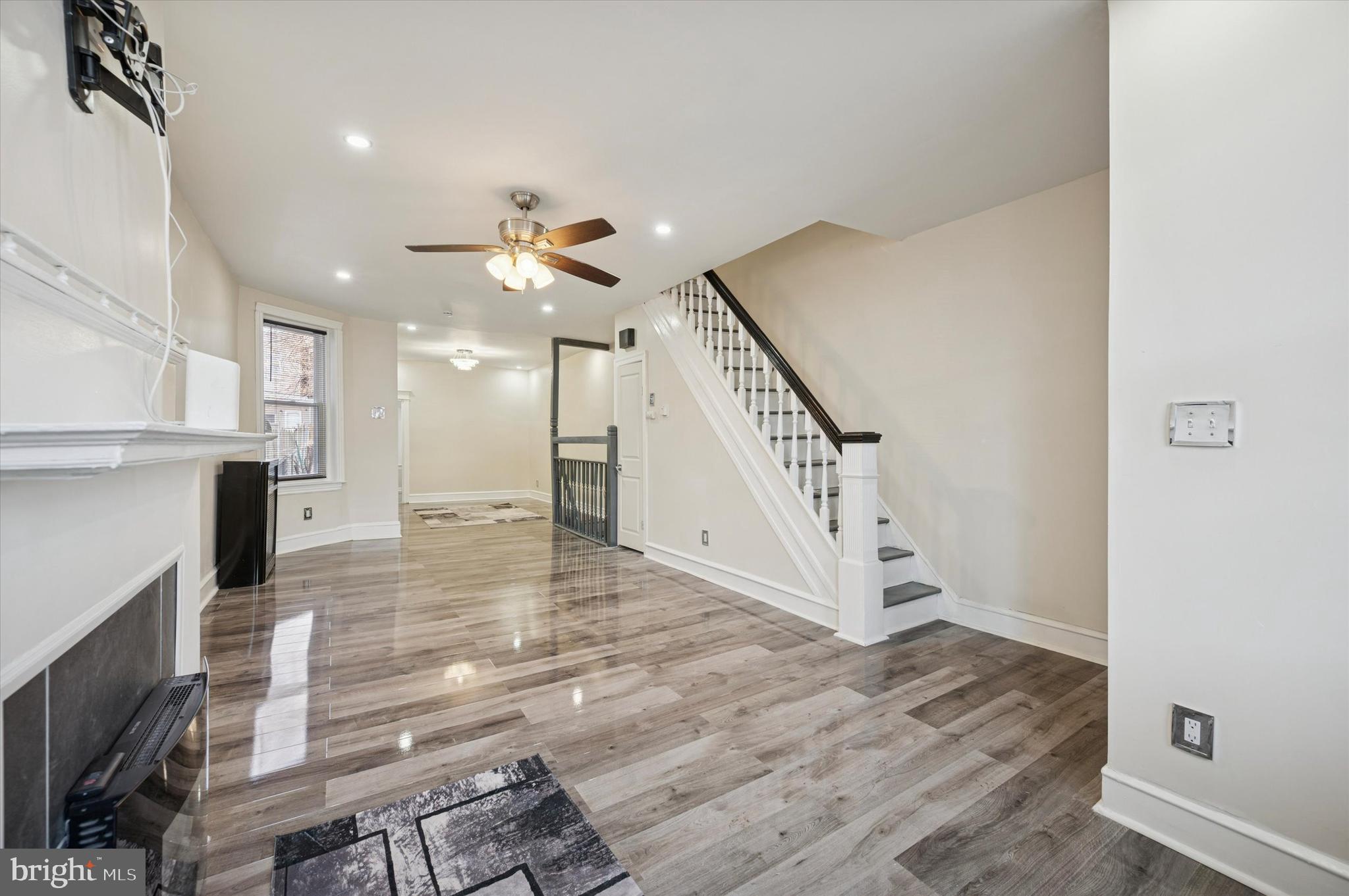 FRANKFORD - Residential