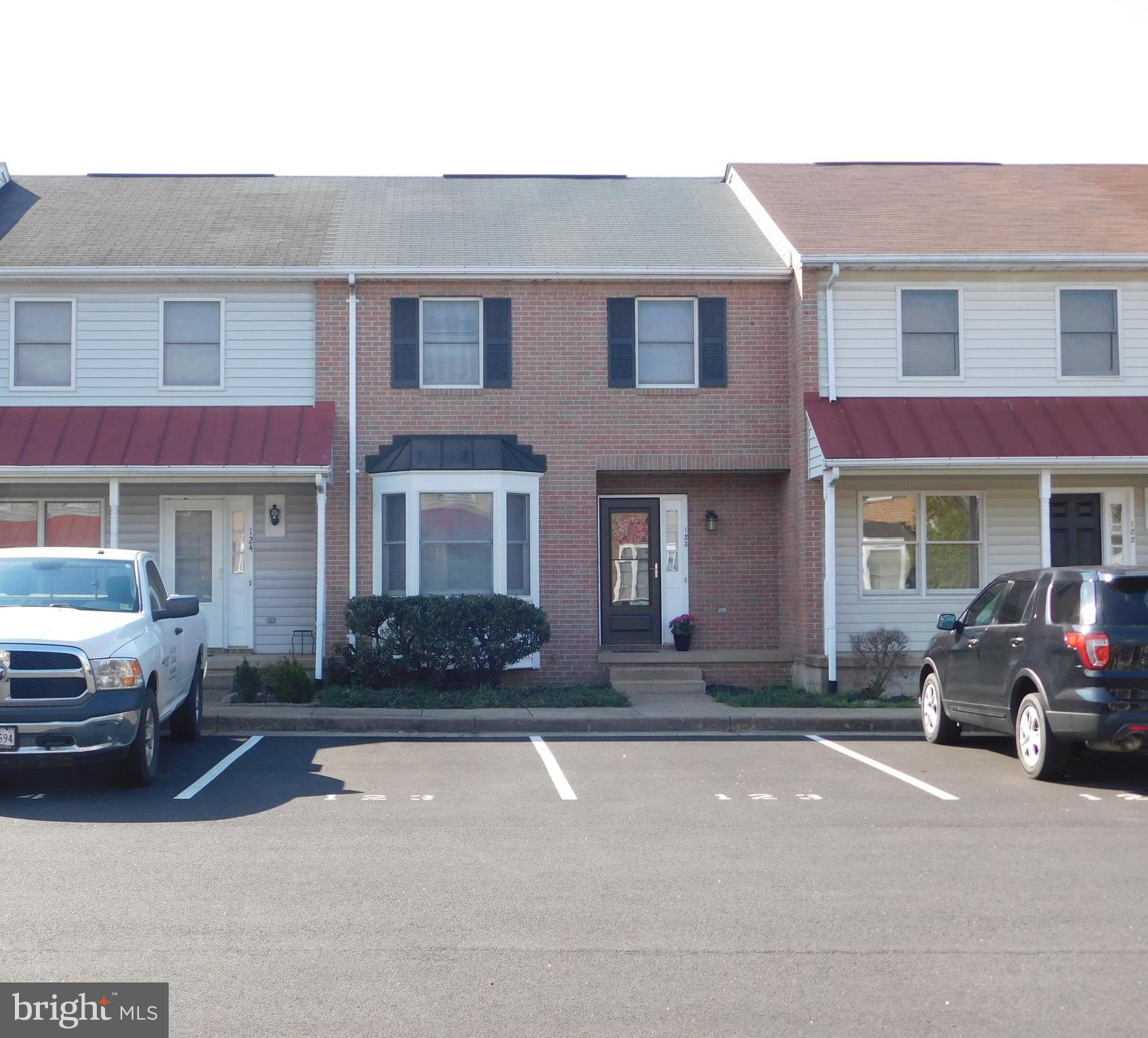 WANKOMA VILLAGE - Residential Lease