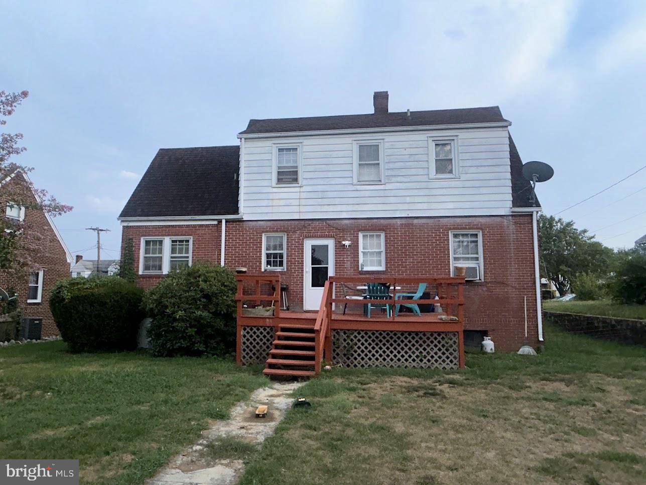 WOODSIDE - Residential