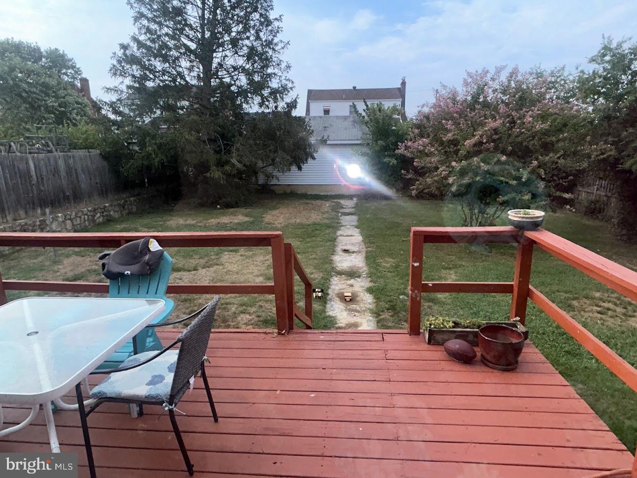 WOODSIDE - Residential