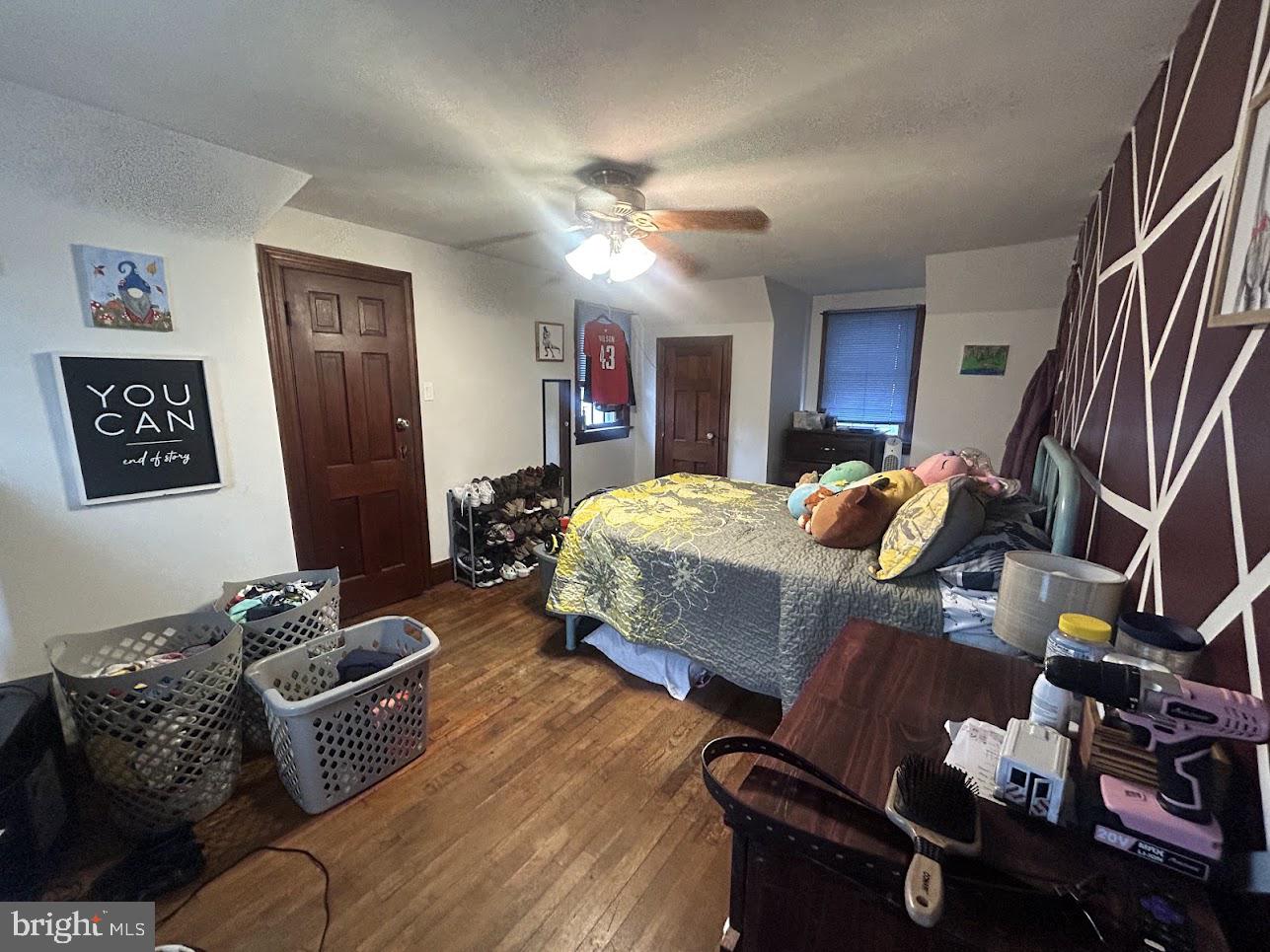 WOODSIDE - Residential