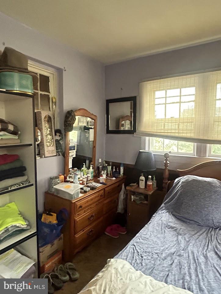 WOODSIDE - Residential