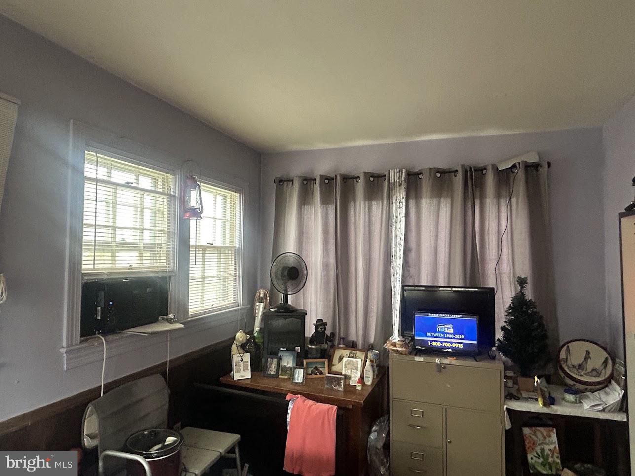 WOODSIDE - Residential