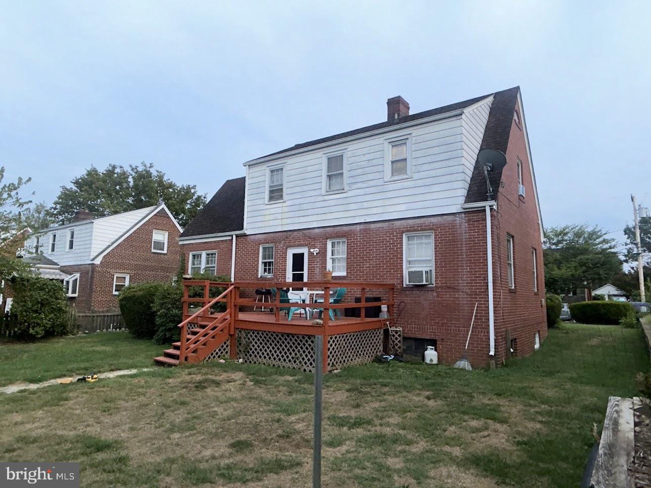 WOODSIDE - Residential