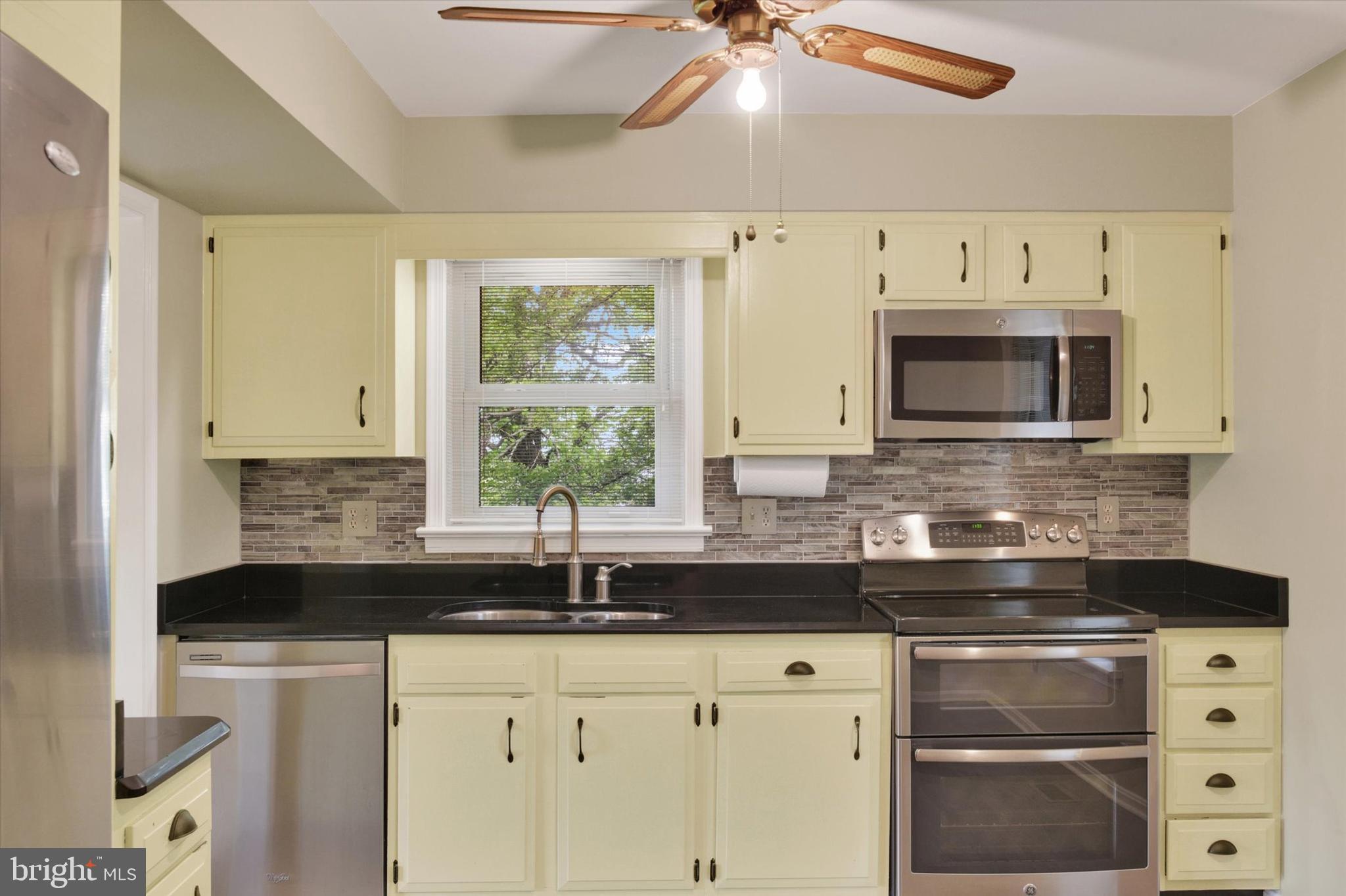 ALLENVIEW - Residential