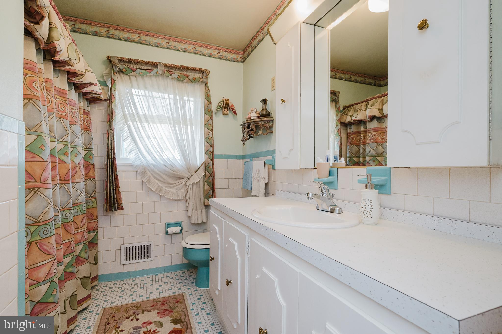 OAKLYN MANOR - Residential