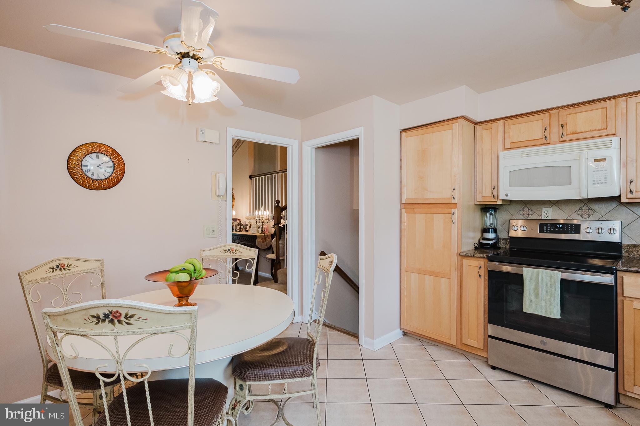 OAKLYN MANOR - Residential