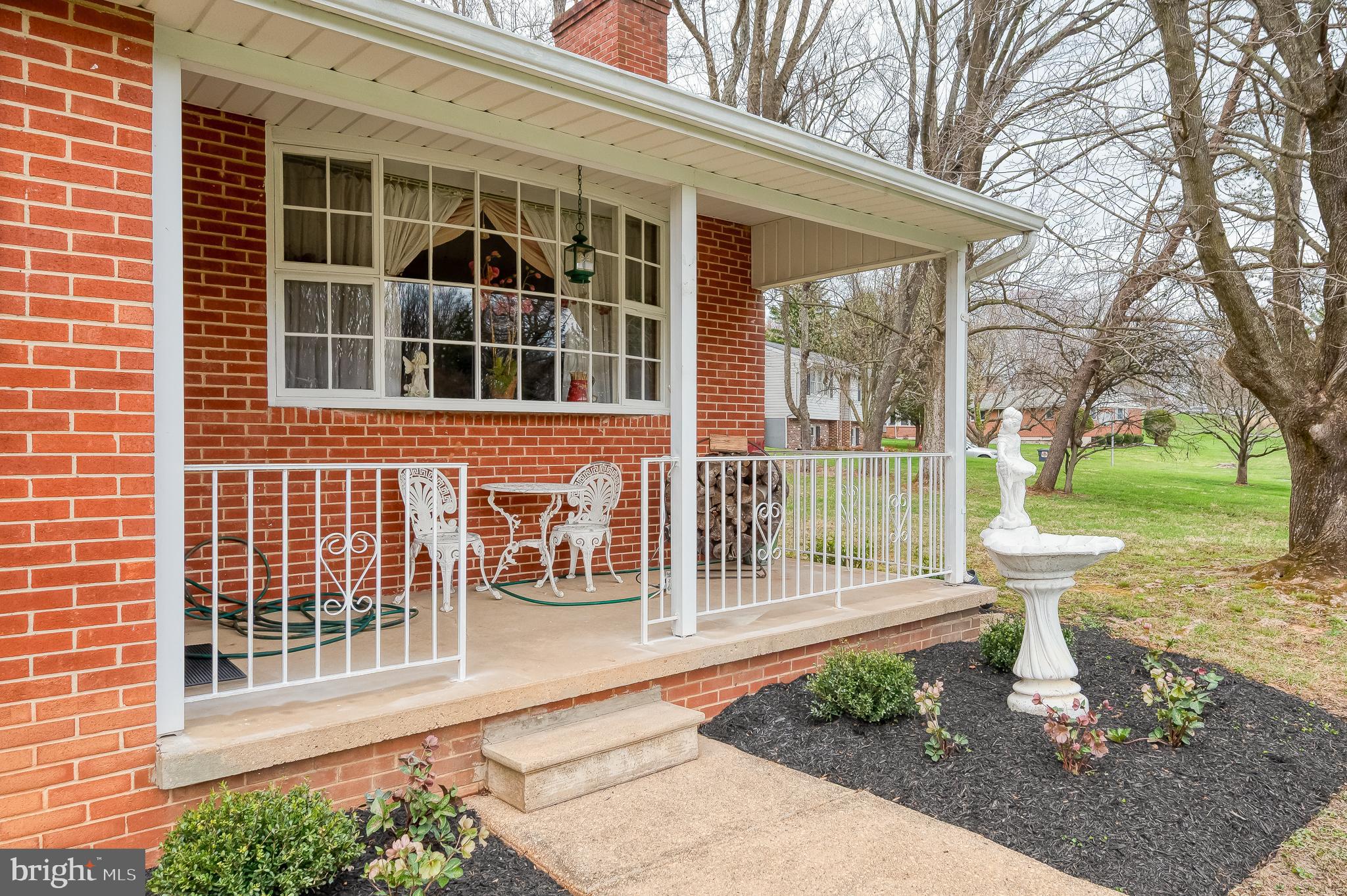 OAKLYN MANOR - Residential