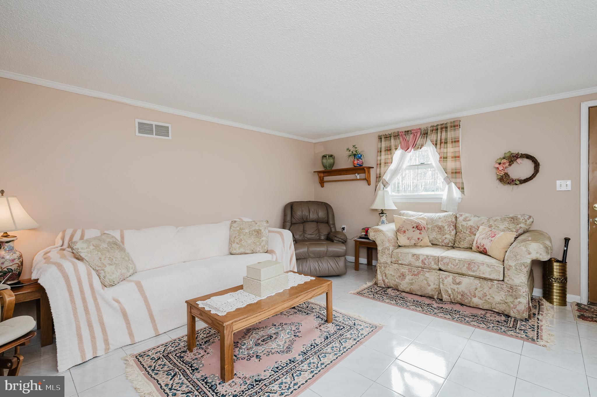 OAKLYN MANOR - Residential