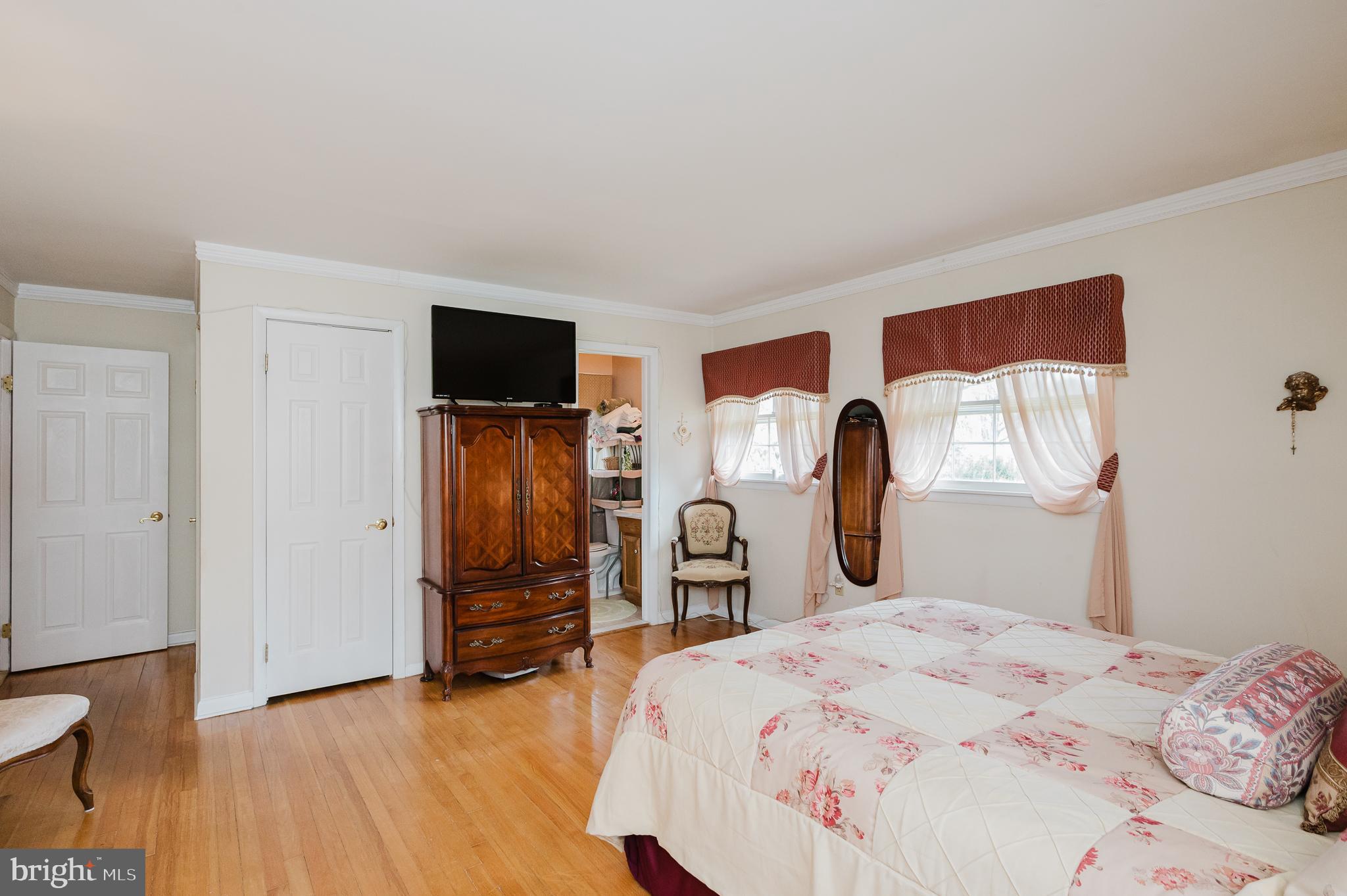 OAKLYN MANOR - Residential