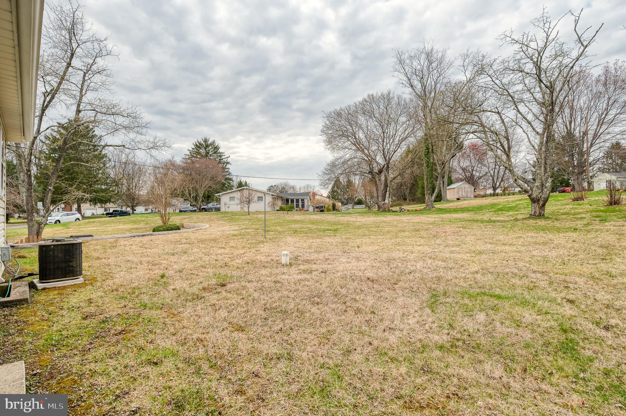 OAKLYN MANOR - Residential