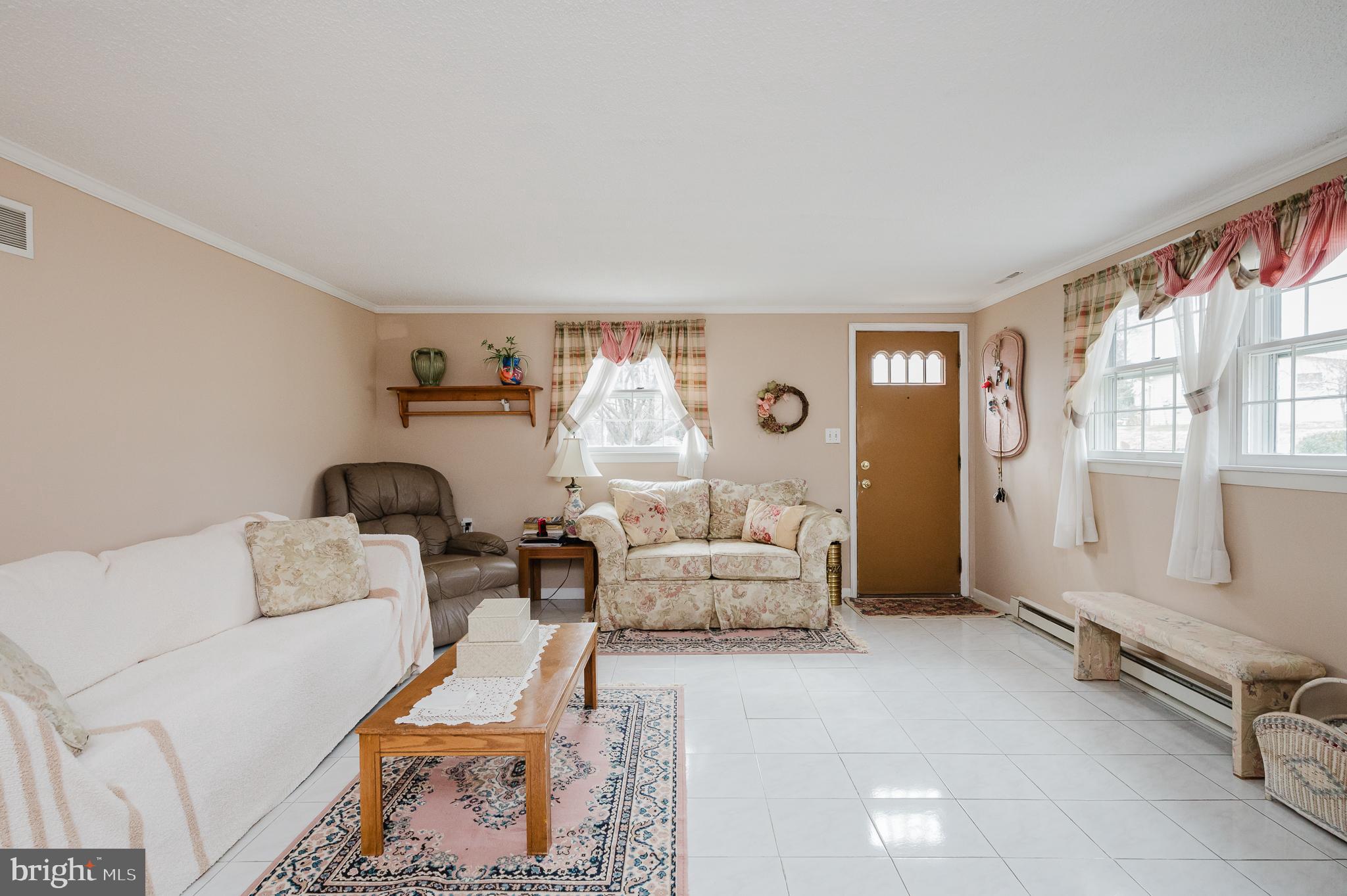 OAKLYN MANOR - Residential