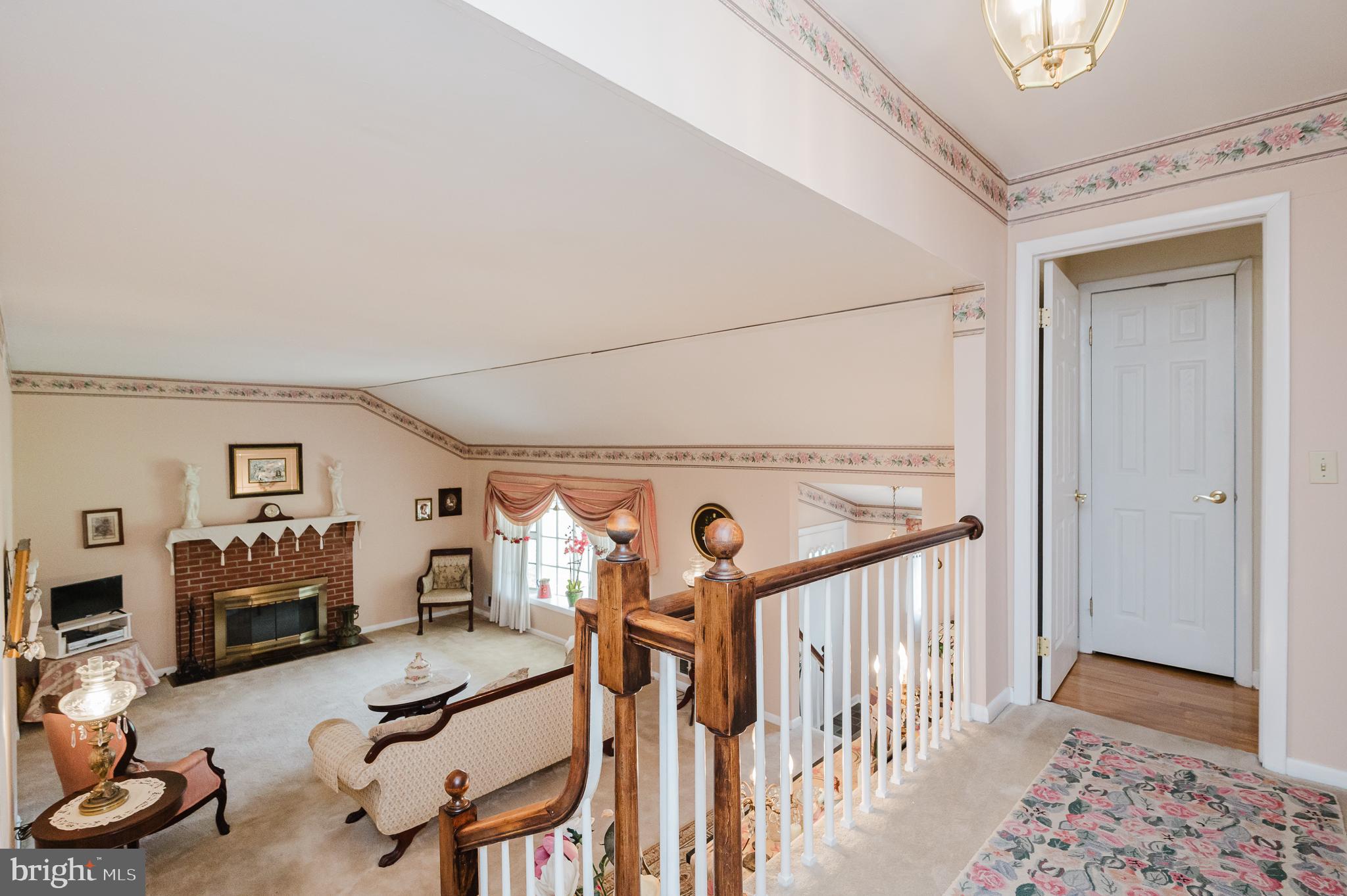 OAKLYN MANOR - Residential