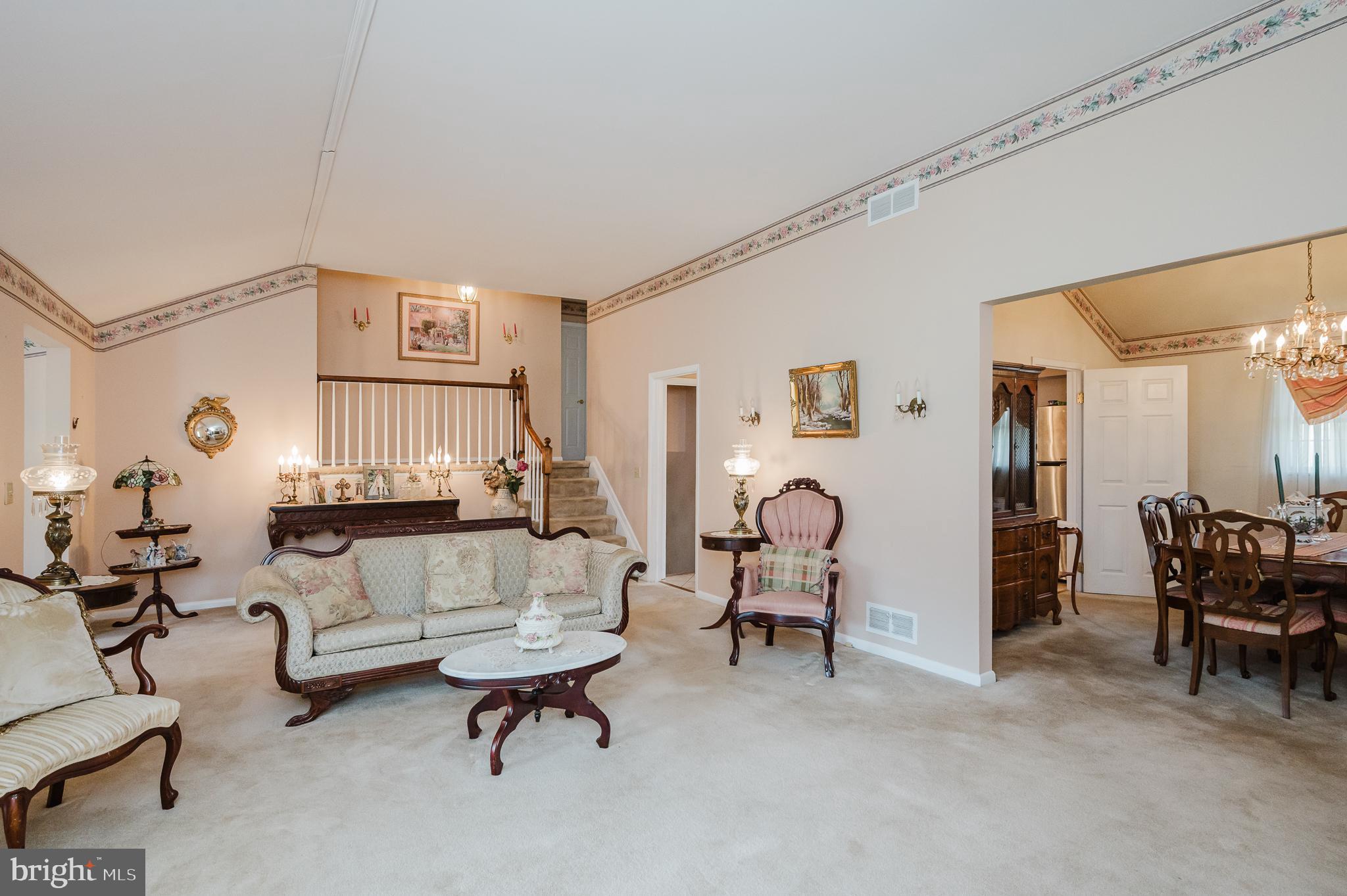 OAKLYN MANOR - Residential