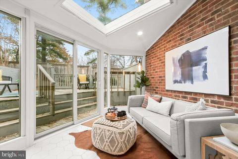 4297 EMBASSY PARK DRIVE NW WASHINGTON DC 20016