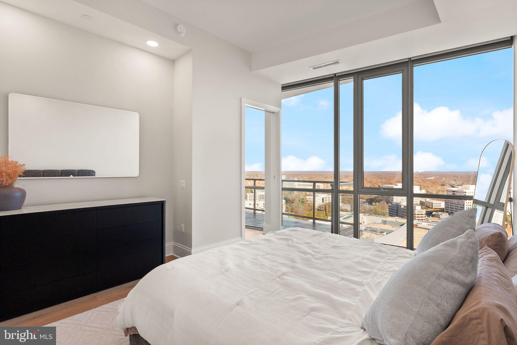 TYSONS CORNER - Residential Lease