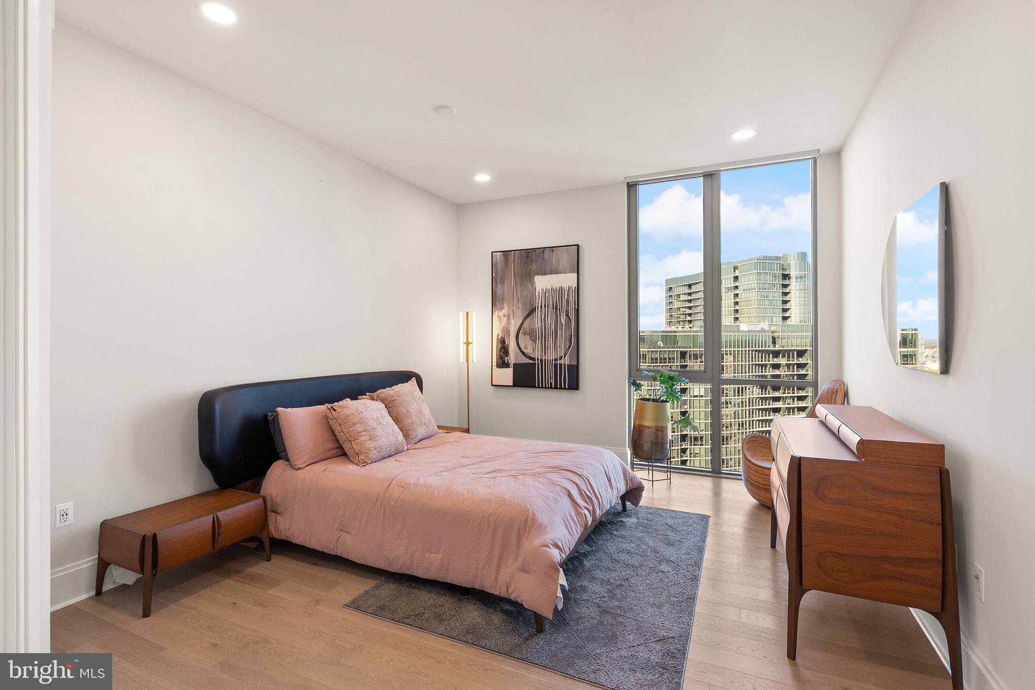 TYSONS CORNER - Residential Lease