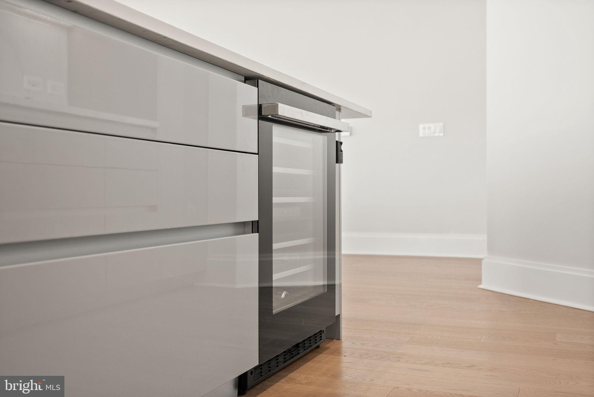 TYSONS CORNER - Residential Lease