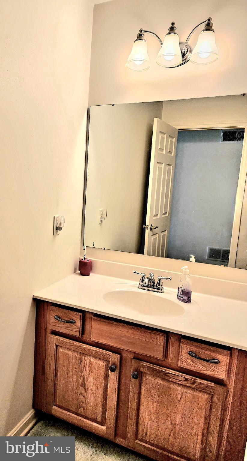 ROTH'S FARM VILLAGE CONDO - Residential