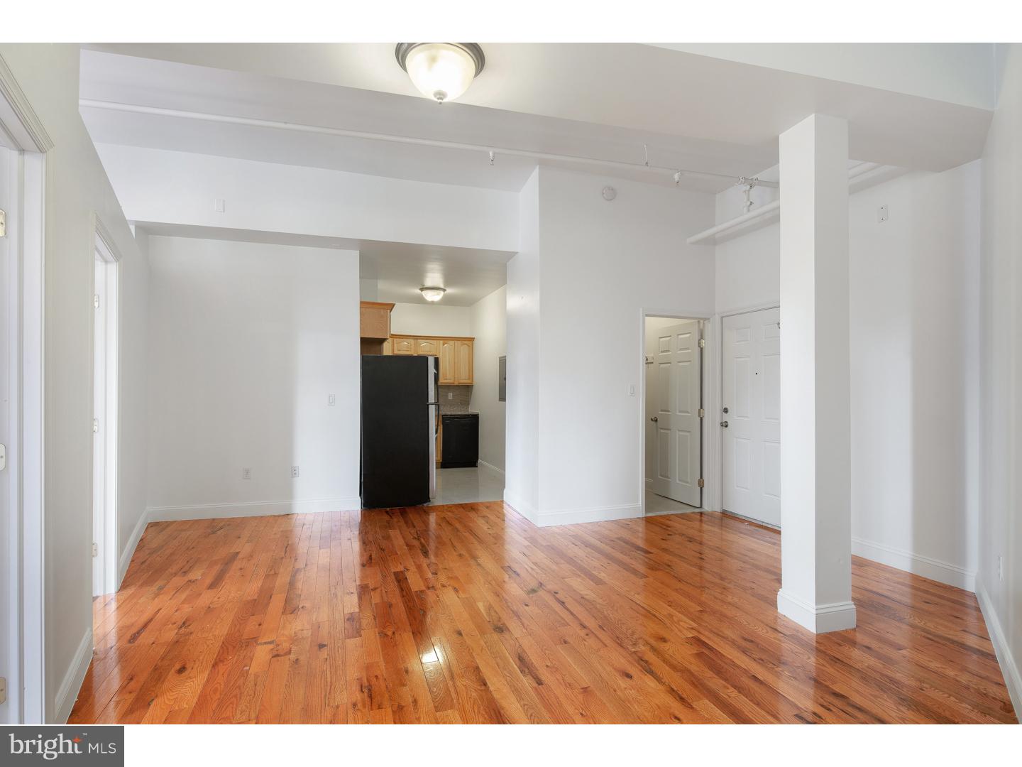 SPRING ARTS - Residential Lease