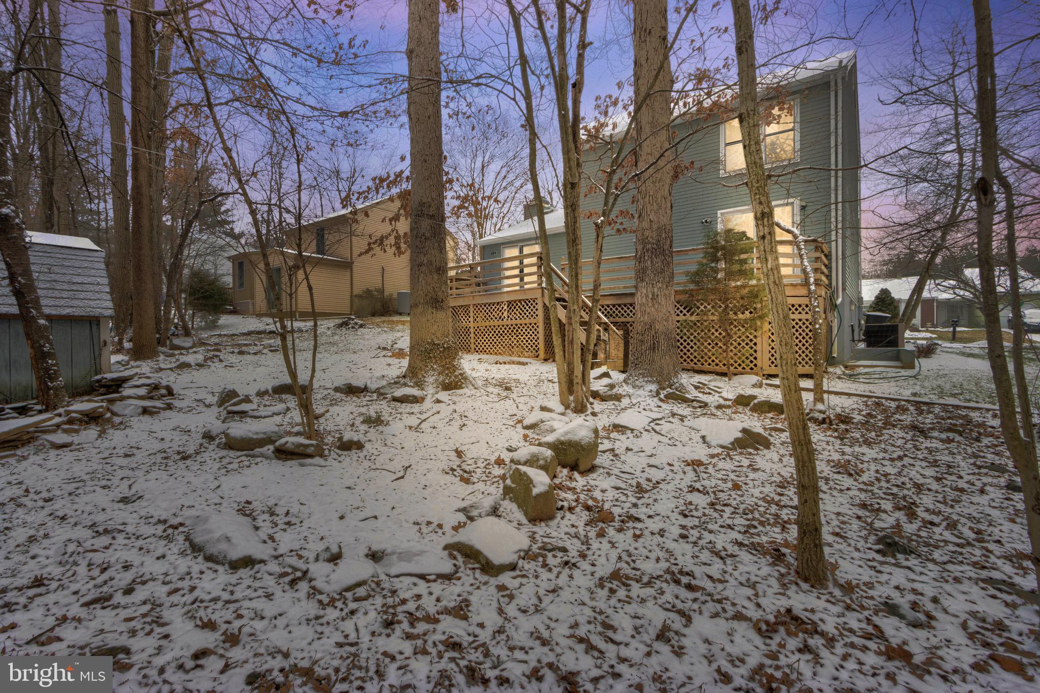 WOODBRIDGE VALLEY - Residential