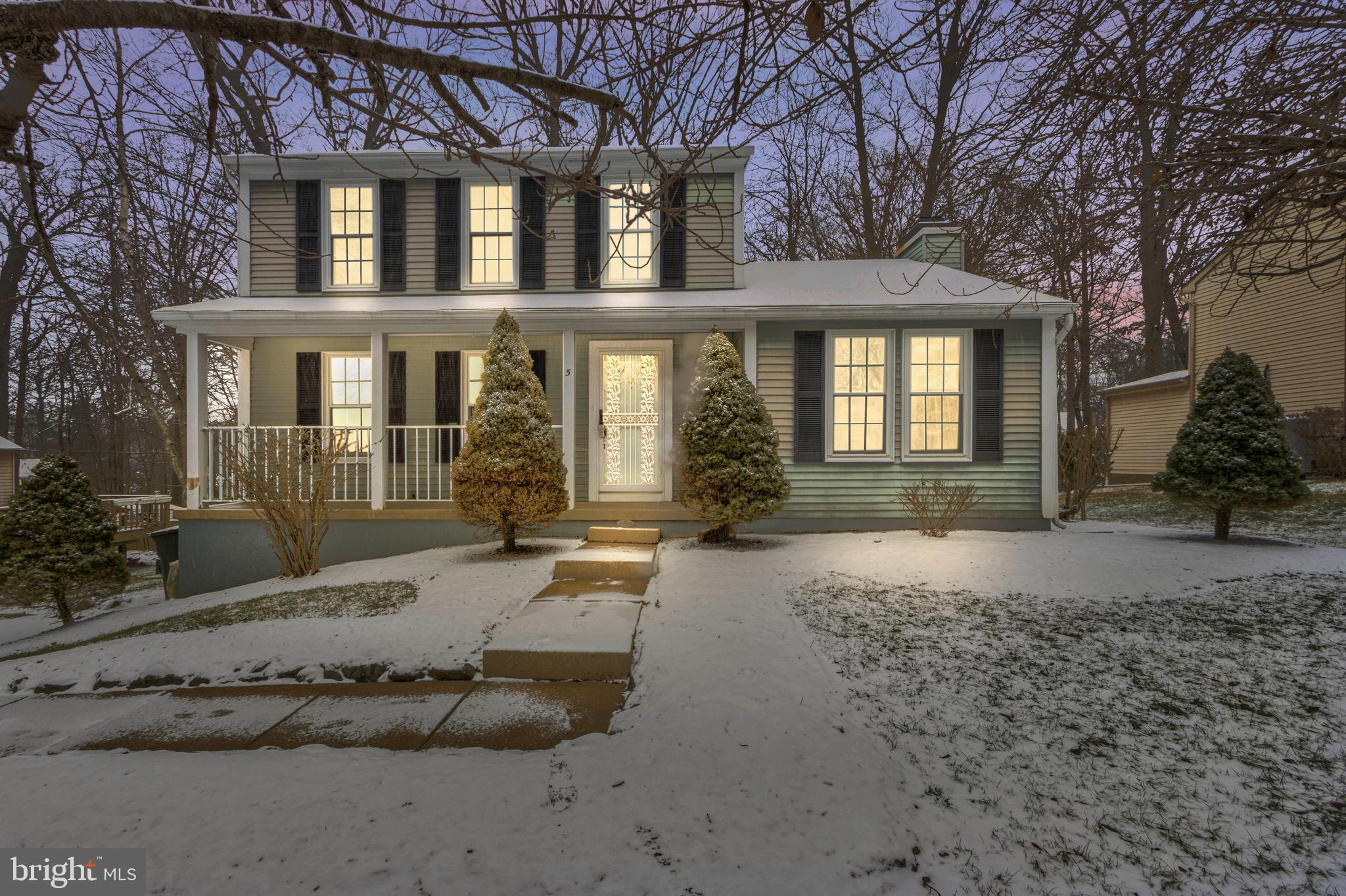 WOODBRIDGE VALLEY - Residential