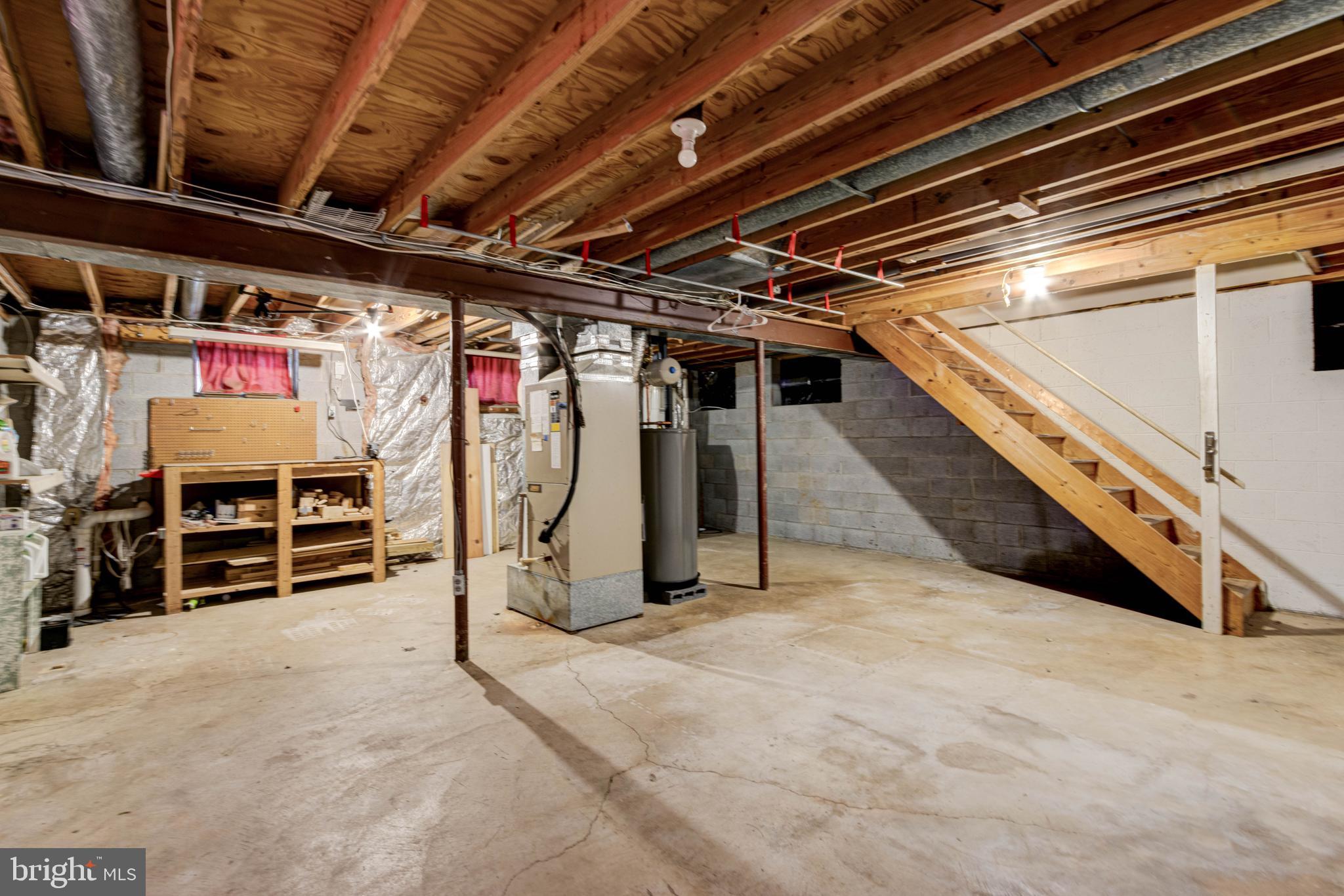 WOODBRIDGE VALLEY - Residential