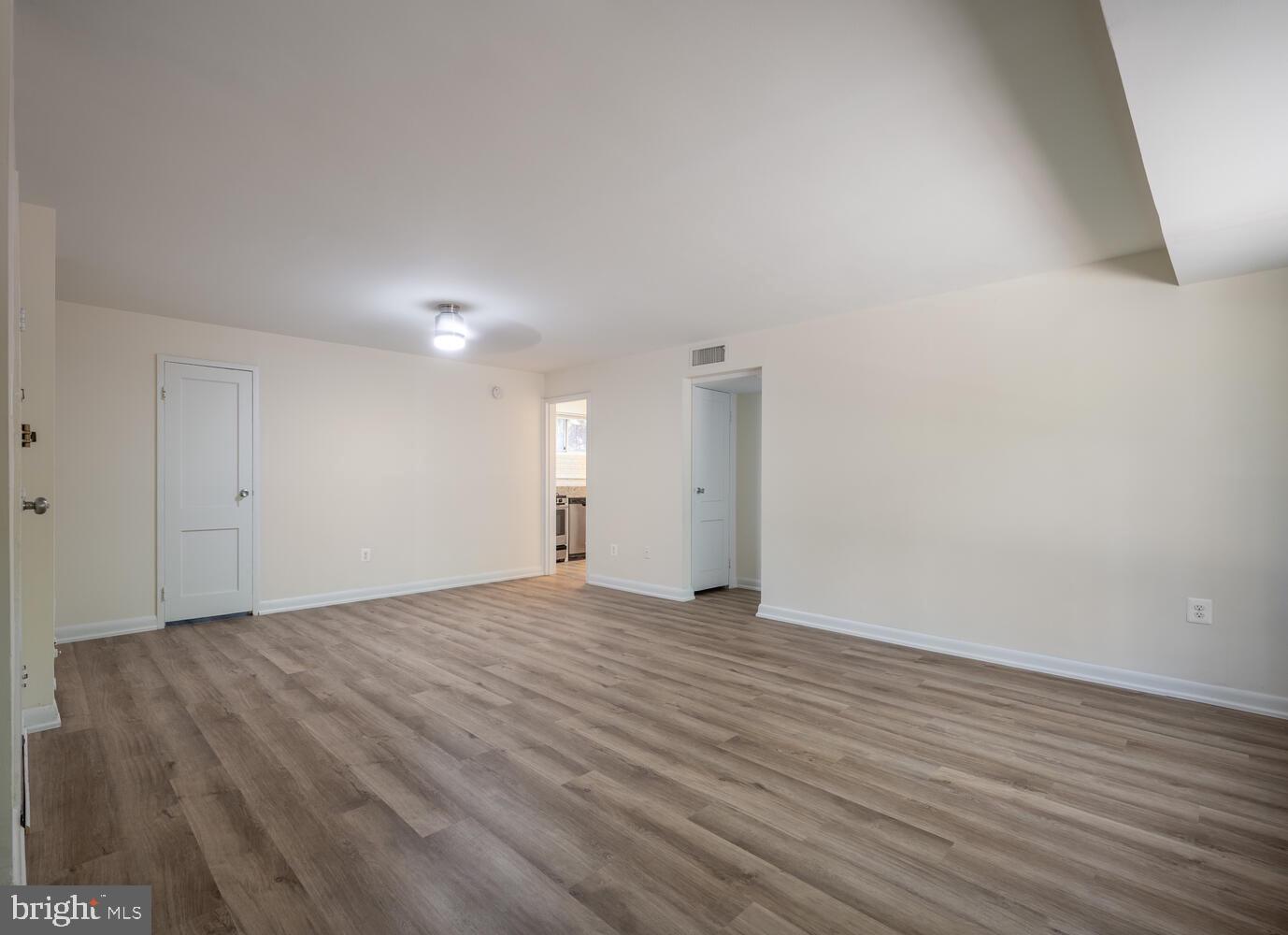 PARKSIDE CONDOMINIUMS - Residential