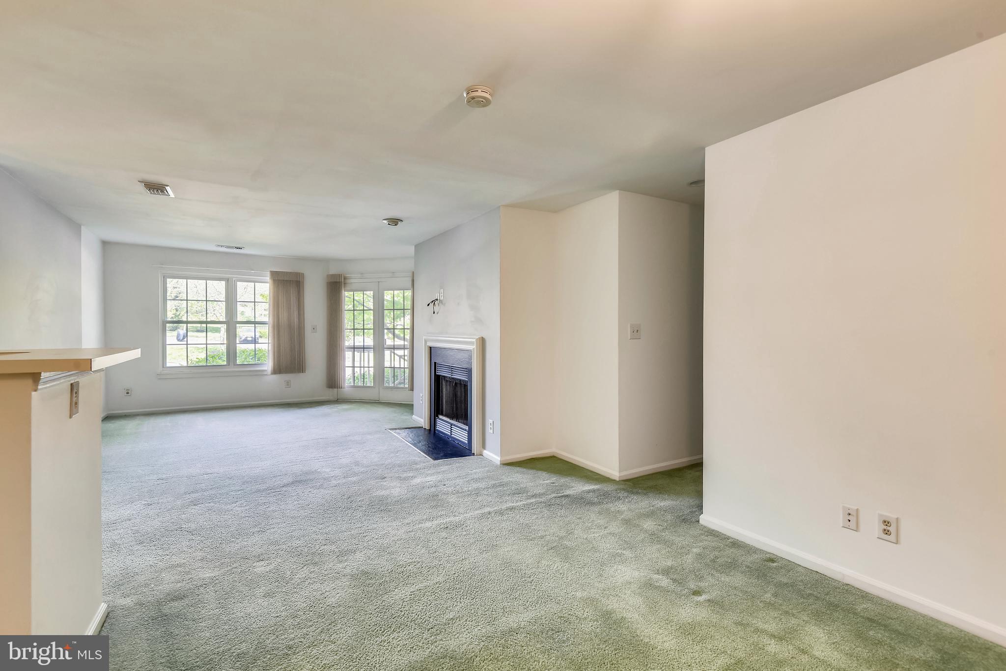 STRATFORD PLACE AT KINGS - Residential