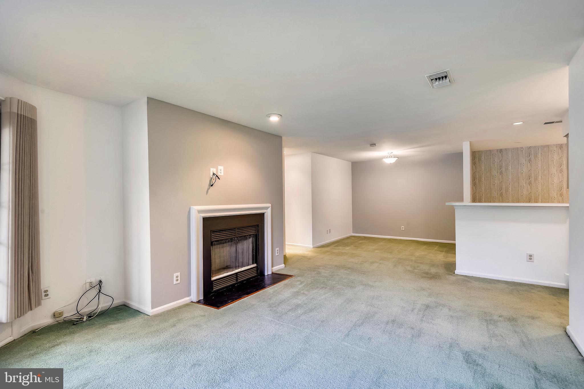 STRATFORD PLACE AT KINGS - Residential