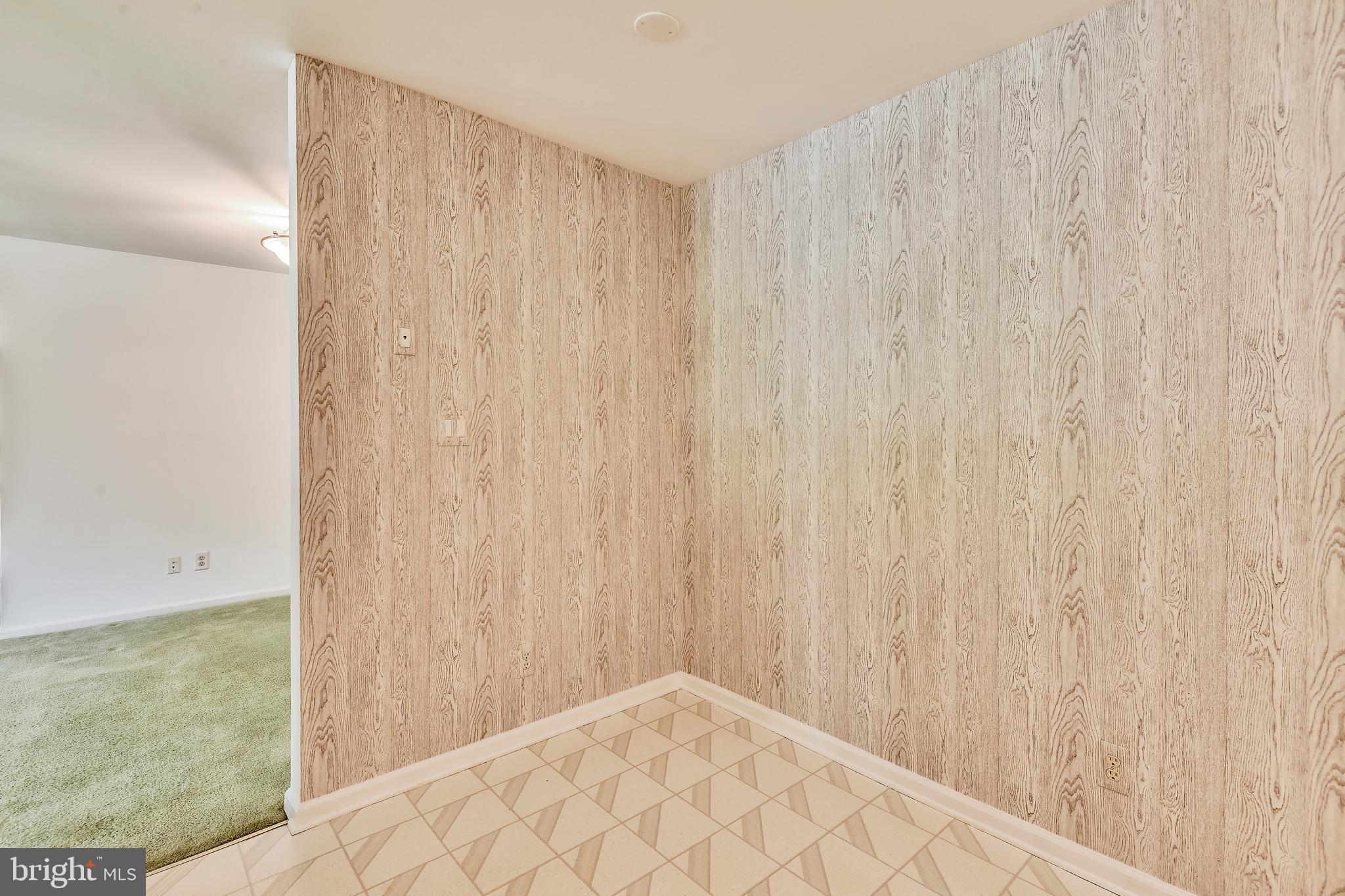 STRATFORD PLACE AT KINGS - Residential