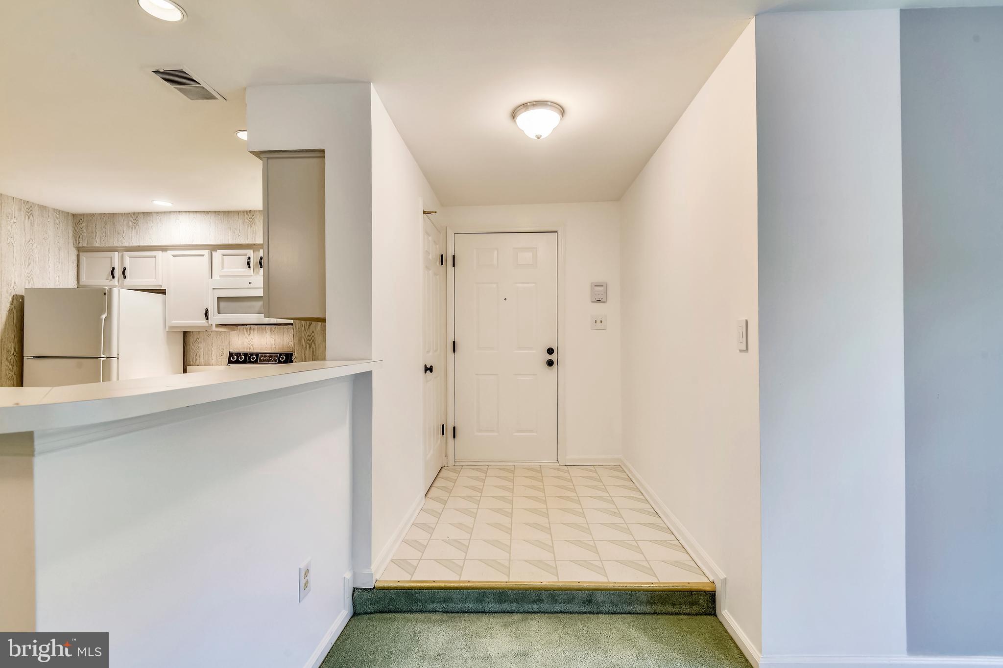 STRATFORD PLACE AT KINGS - Residential