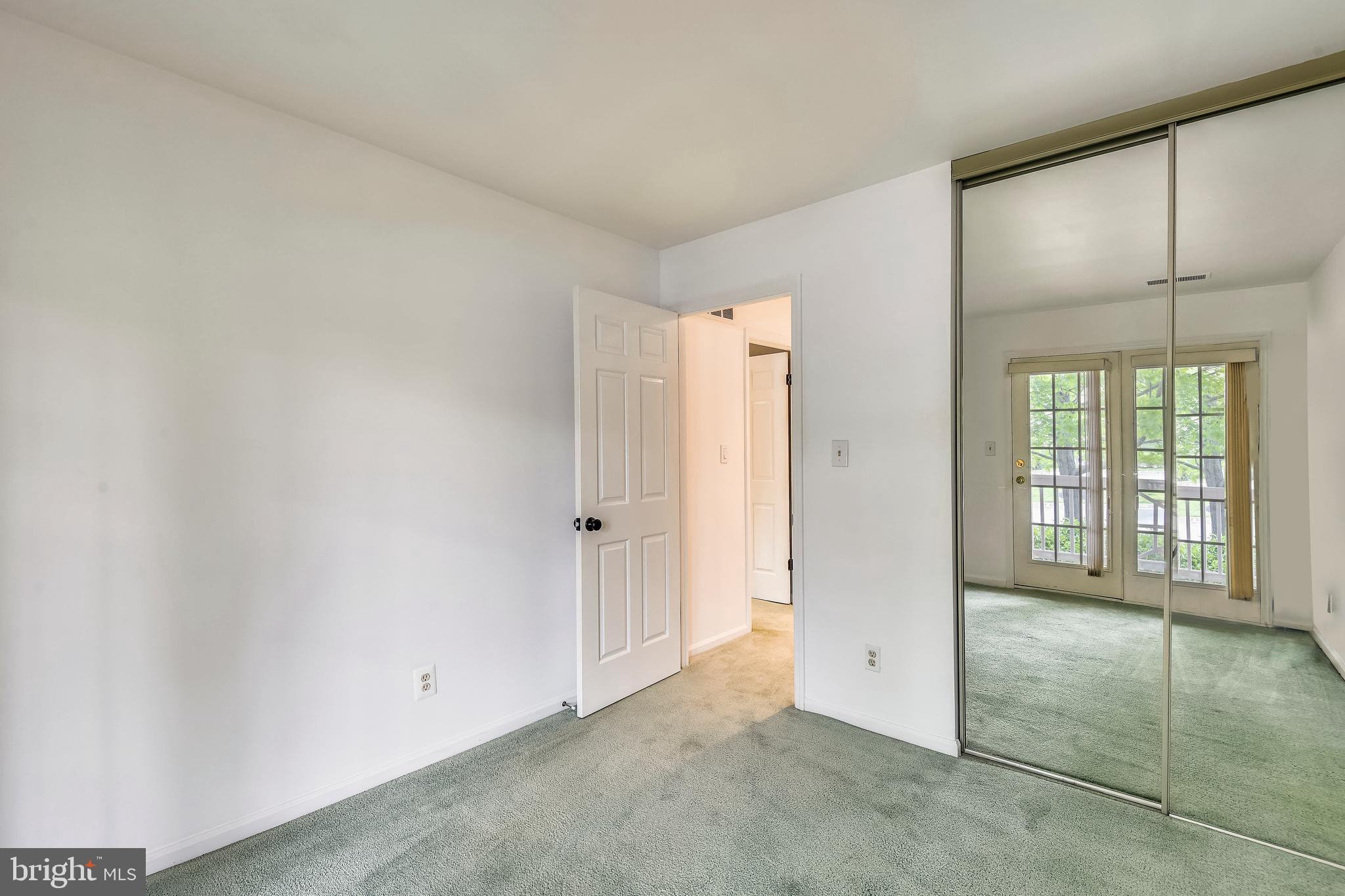 STRATFORD PLACE AT KINGS - Residential