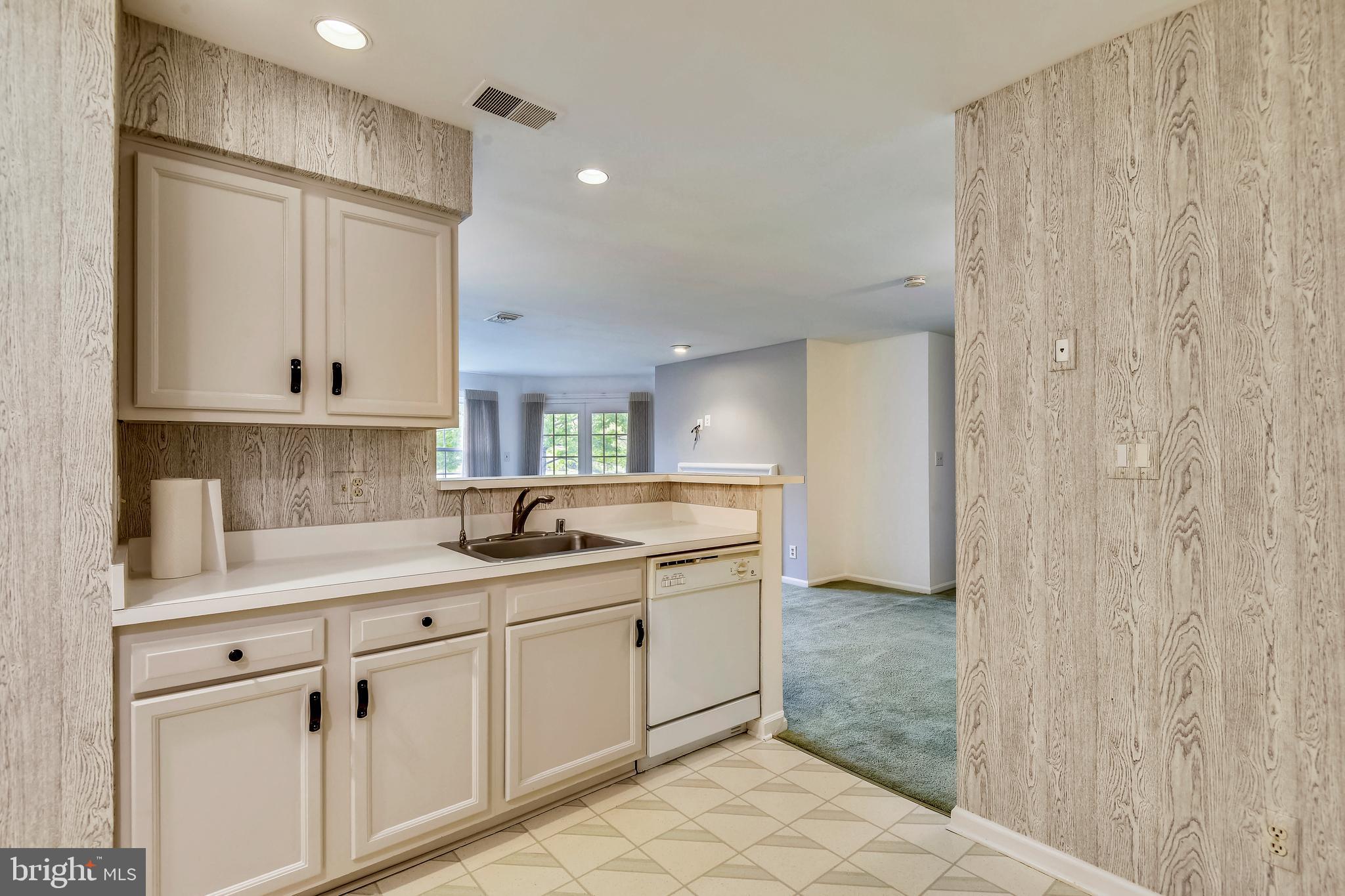 STRATFORD PLACE AT KINGS - Residential